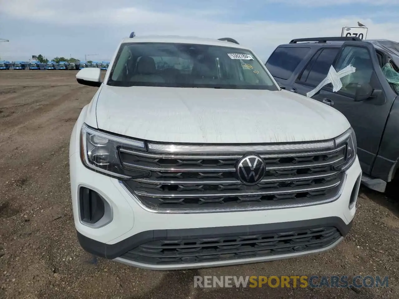 5 Photograph of a damaged car 1V2LR2CA2RC509410 VOLKSWAGEN ATLAS 2024