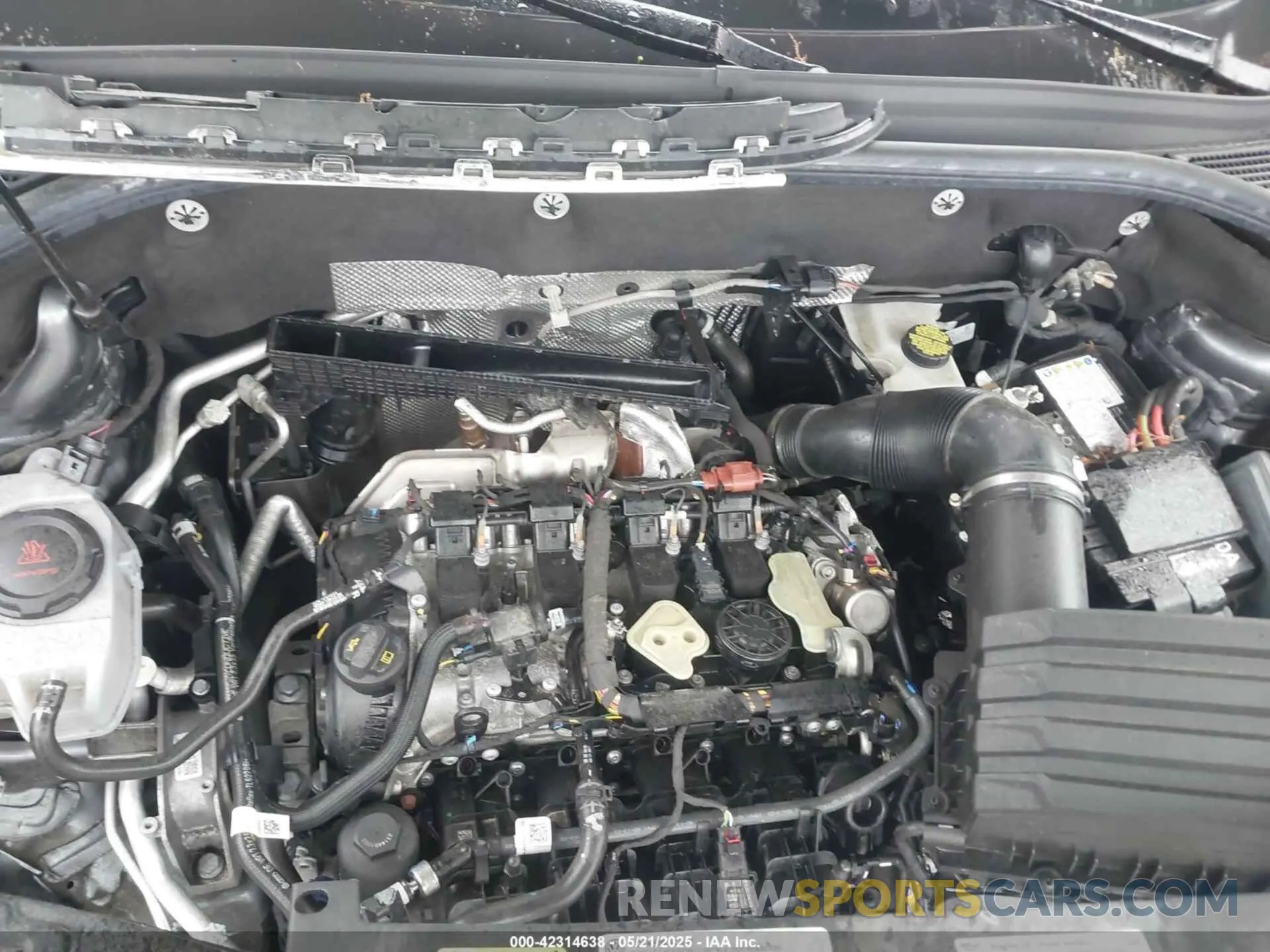 10 Photograph of a damaged car 1V2LR2CA8RC514627 VOLKSWAGEN ATLAS 2024