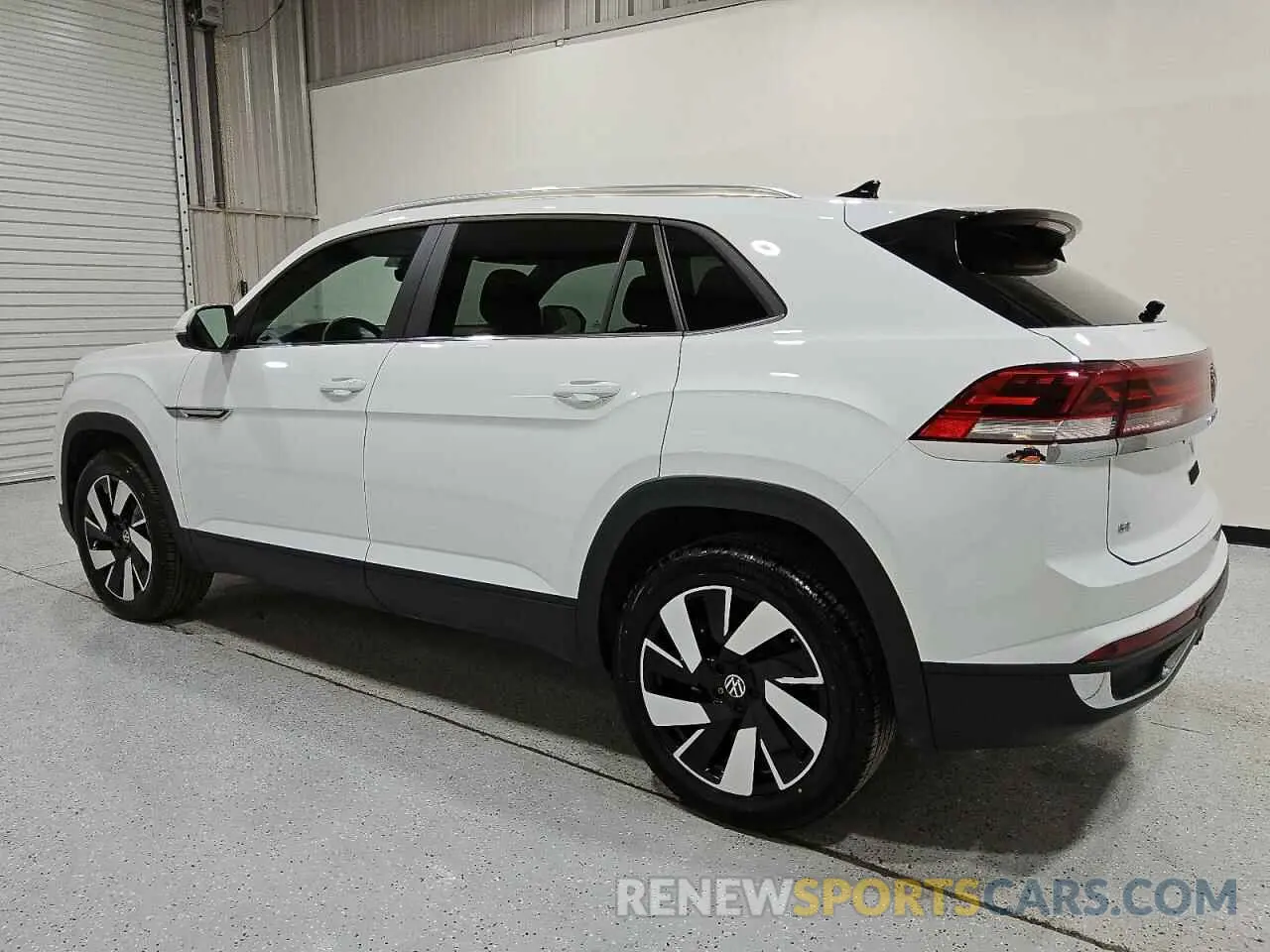 2 Фотография поврежденного автомобиля 1V2WE2CA1RC219958 VOLKSWAGEN ATLAS 2024
