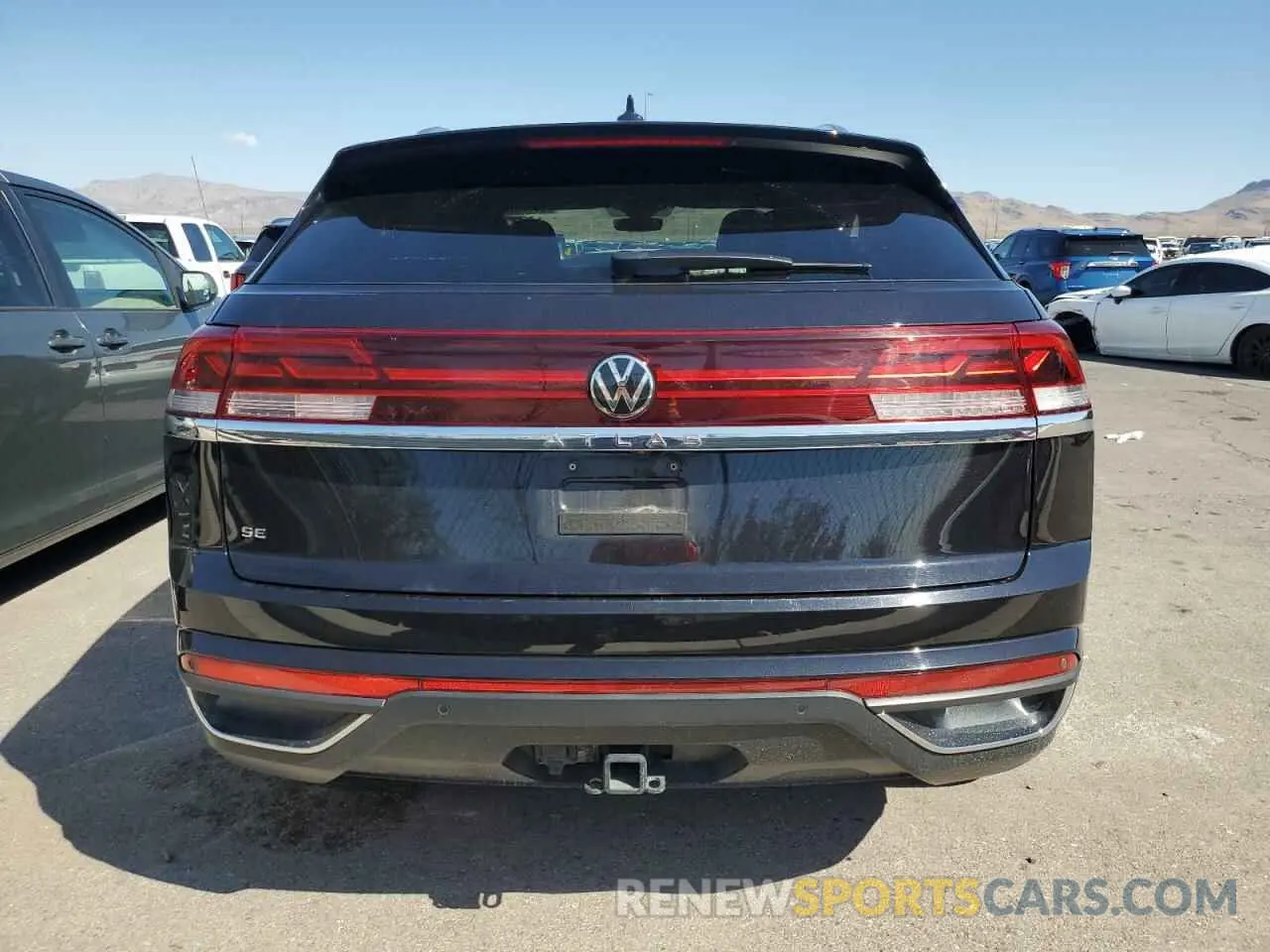 6 Photograph of a damaged car 1V2WE2CA2RC220214 VOLKSWAGEN ATLAS 2024