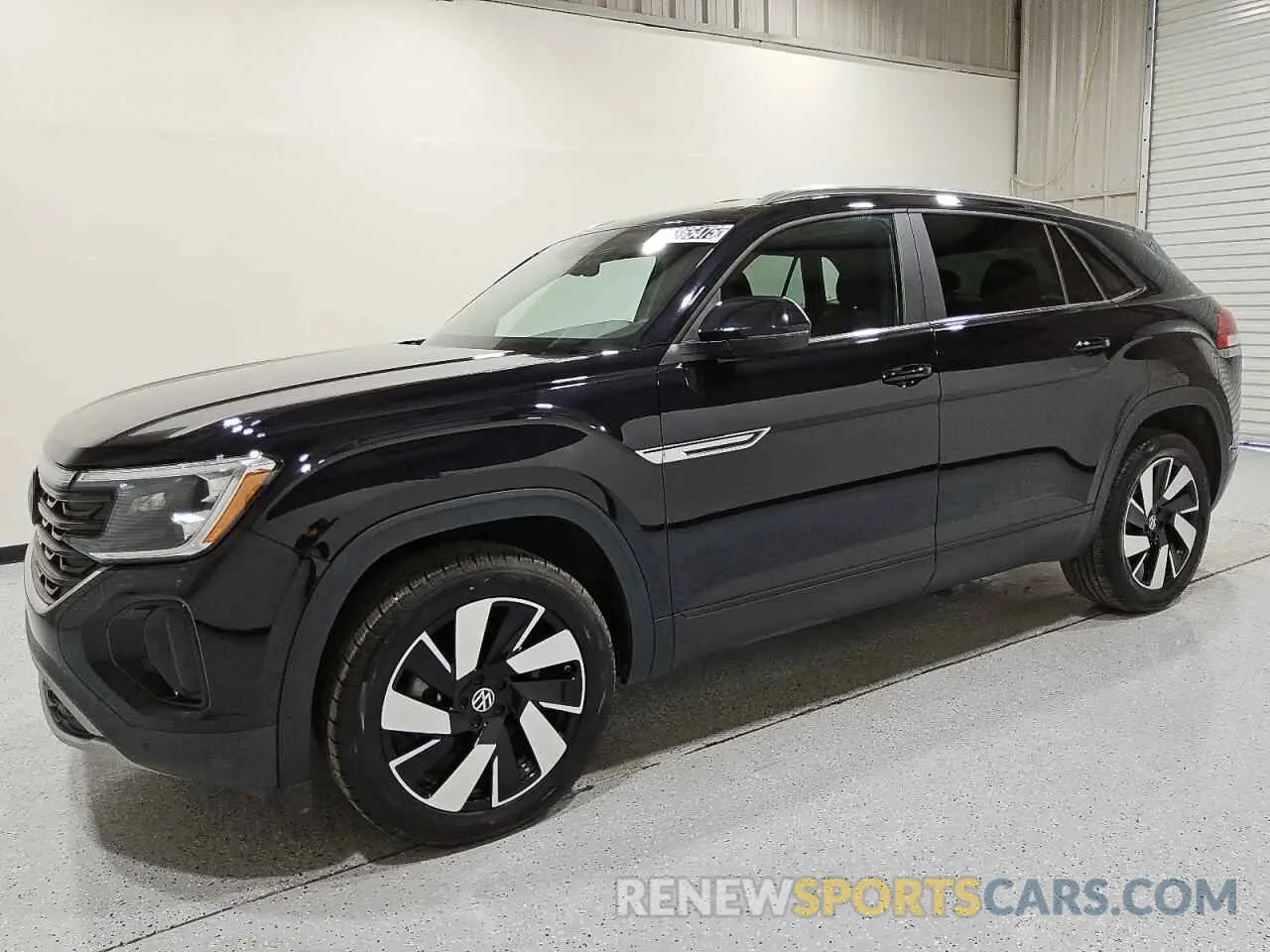 1 Photograph of a damaged car 1V2WE2CA3RC217922 VOLKSWAGEN ATLAS 2024