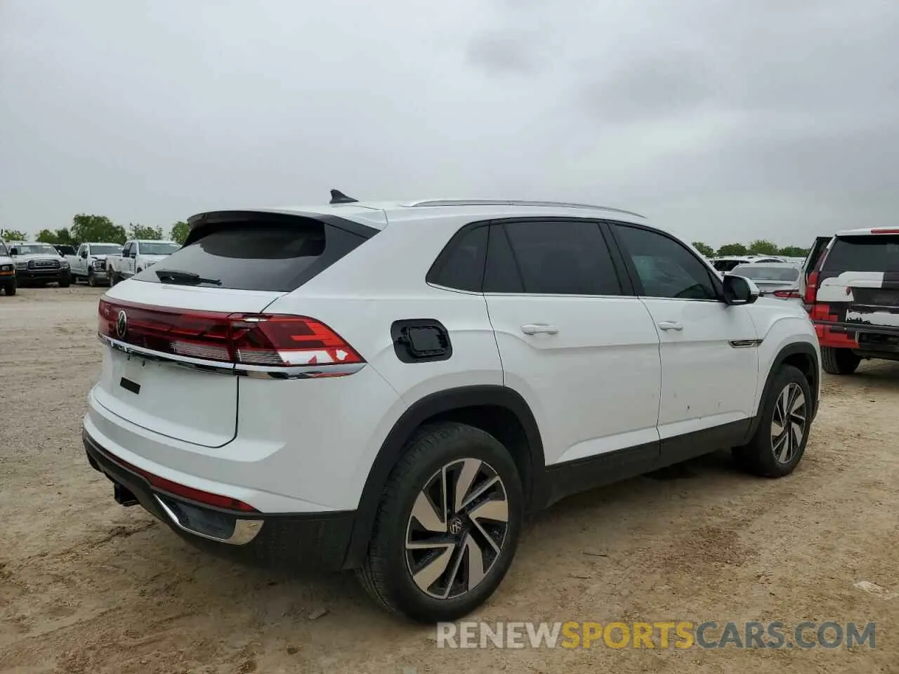 3 Фотография поврежденного автомобиля 1V2WE2CA5RC202127 VOLKSWAGEN ATLAS 2024