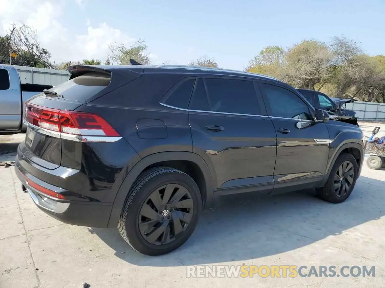 3 Фотография поврежденного автомобиля 1V2WE2CA9RC222252 VOLKSWAGEN ATLAS 2024