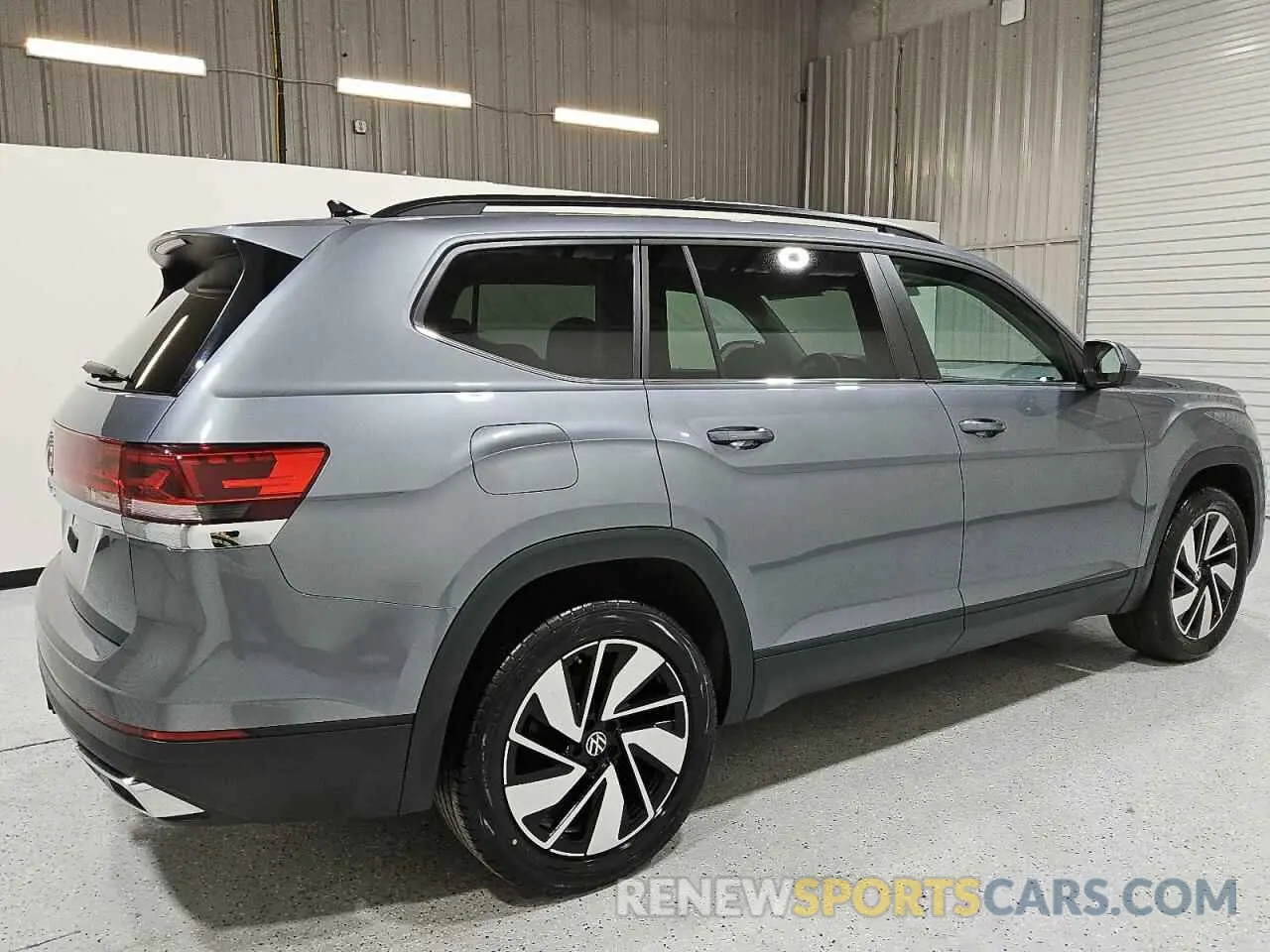 3 Фотография поврежденного автомобиля 1V2WR2CA3RC534264 VOLKSWAGEN ATLAS 2024