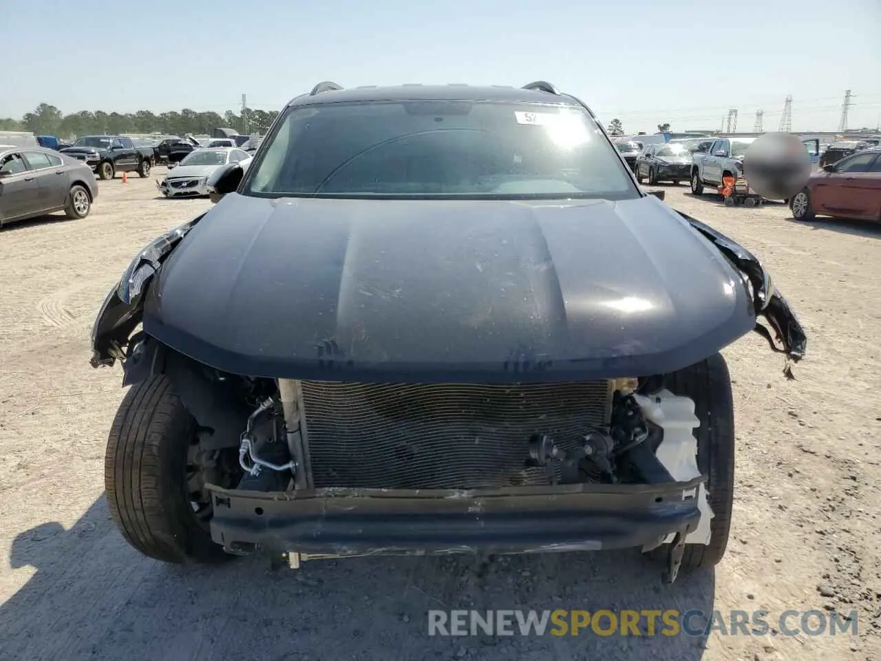 5 Photograph of a damaged car 1V2WR2CA5RC548831 VOLKSWAGEN ATLAS 2024