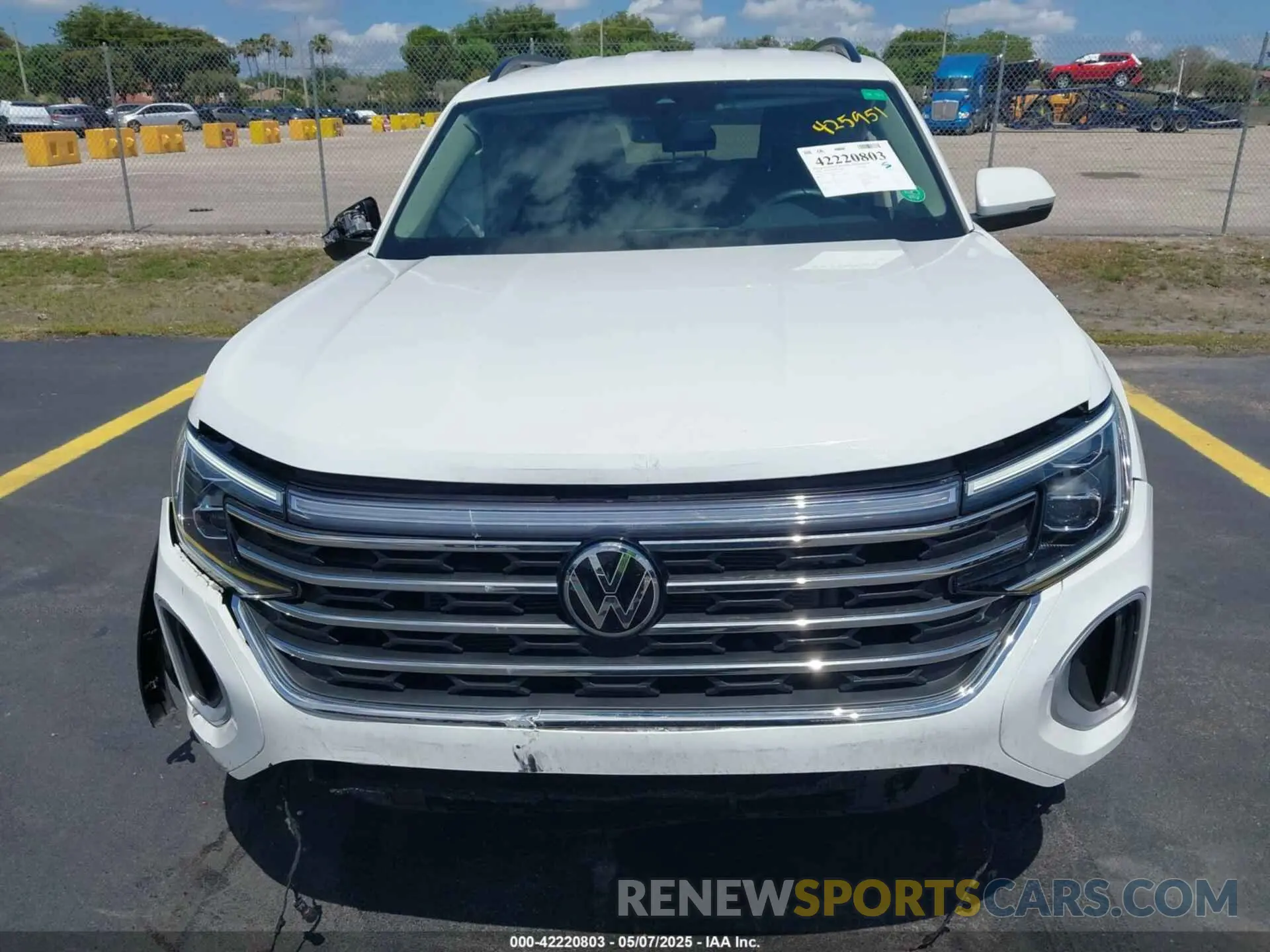 12 Photograph of a damaged car 1V2WR2CA8RC546121 VOLKSWAGEN ATLAS 2024
