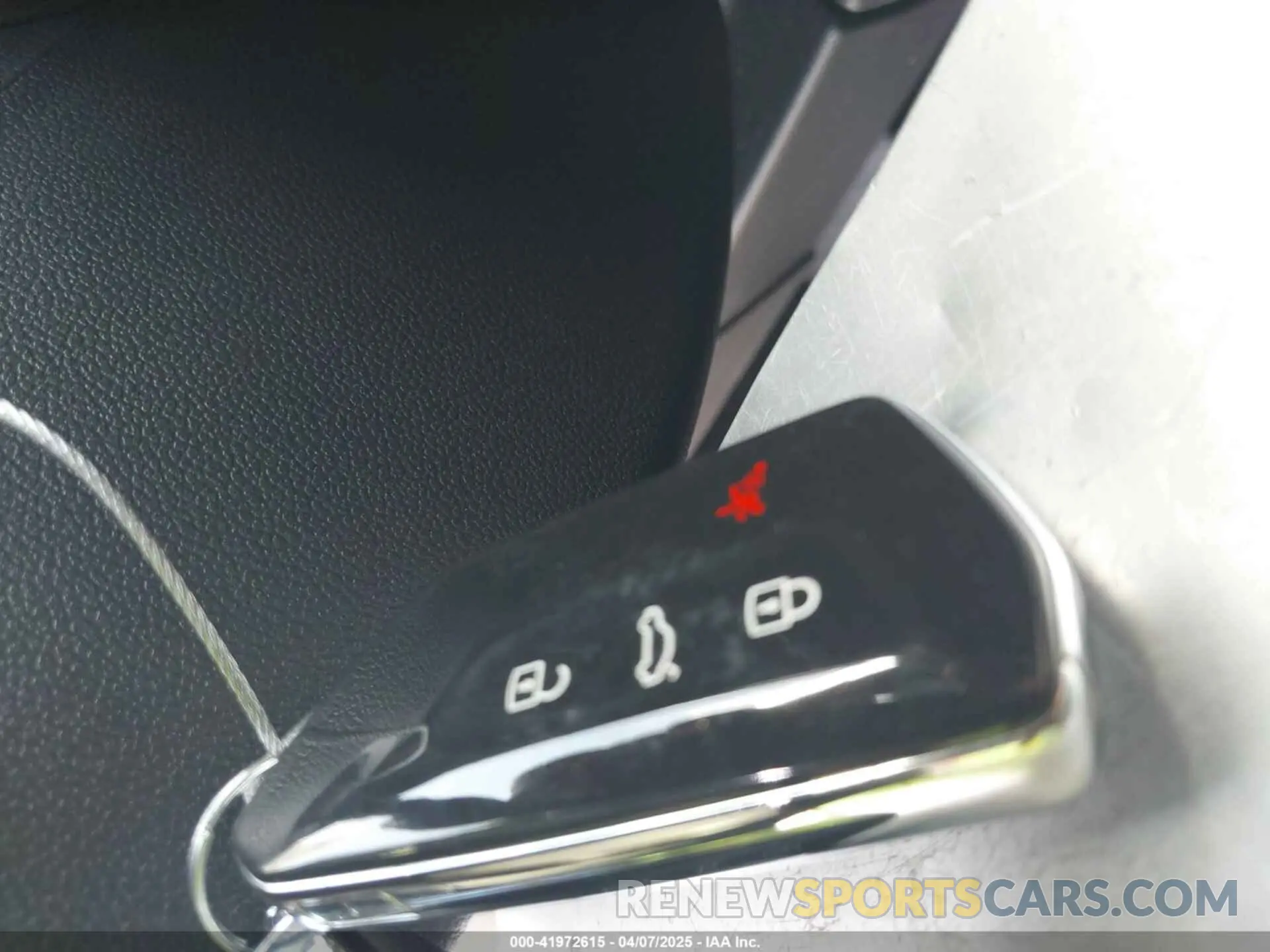 11 Photograph of a damaged car 1V2DR2CAXSC520505 VOLKSWAGEN ATLAS 2025
