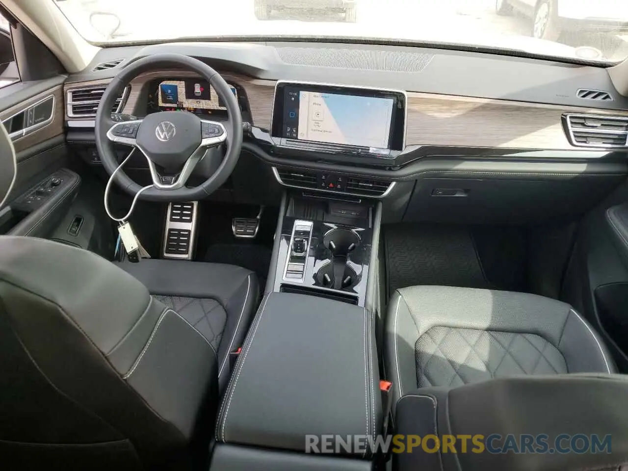 8 Photograph of a damaged car 1V2FR2CA8SC512394 VOLKSWAGEN ATLAS 2025