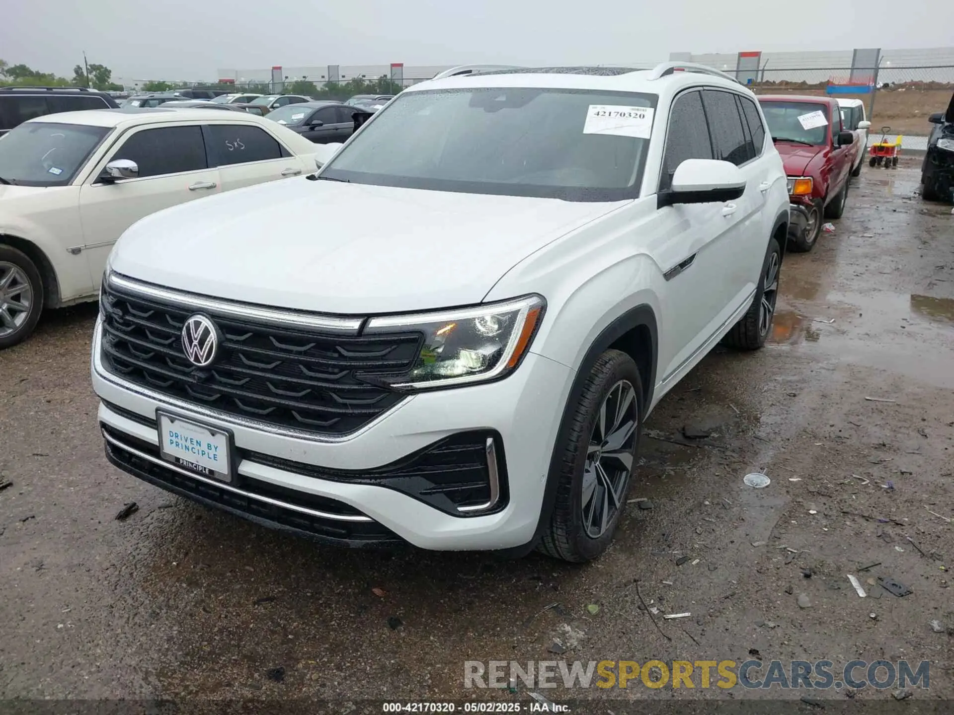 2 Фотография поврежденного автомобиля 1V2FR2CA8SC539126 VOLKSWAGEN ATLAS 2025