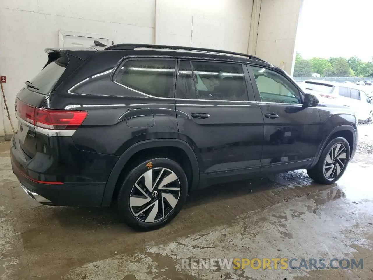 3 Фотография поврежденного автомобиля 1V2HR2CA1SC500760 VOLKSWAGEN ATLAS 2025