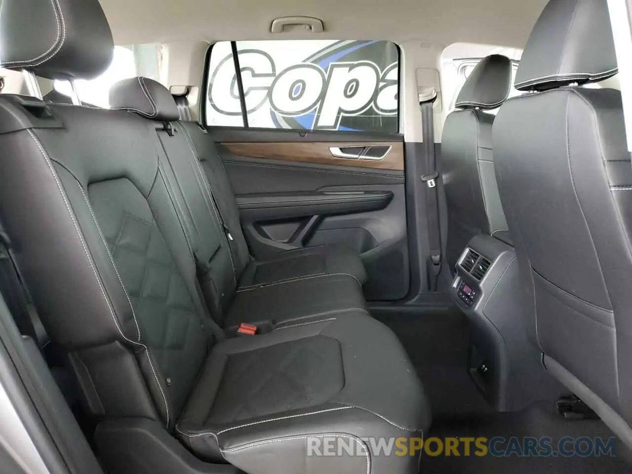 11 Photograph of a damaged car 1V2HR2CA5SC519215 VOLKSWAGEN ATLAS 2025