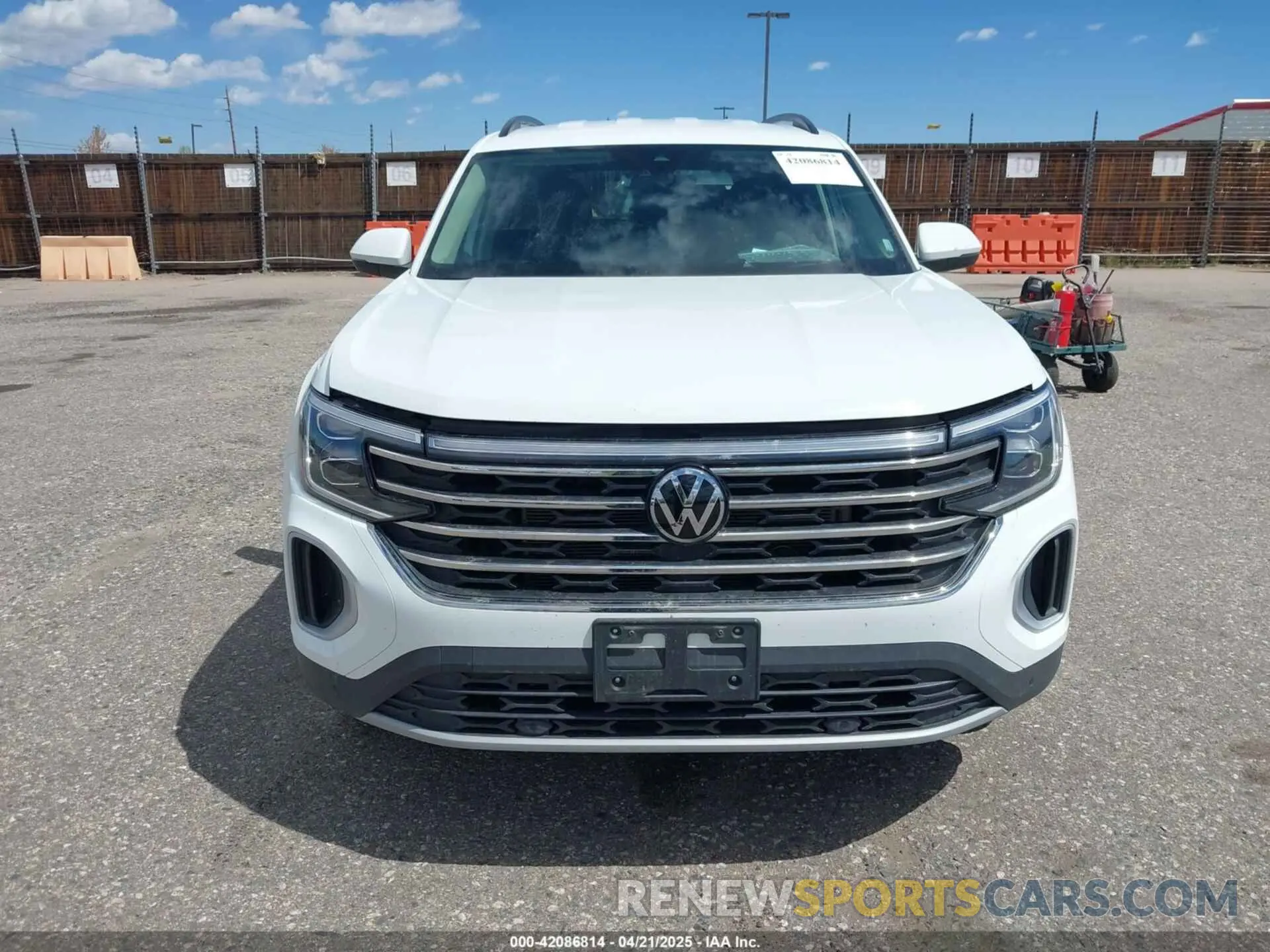 12 Фотография поврежденного автомобиля 1V2HR2CA6SC500561 VOLKSWAGEN ATLAS 2025
