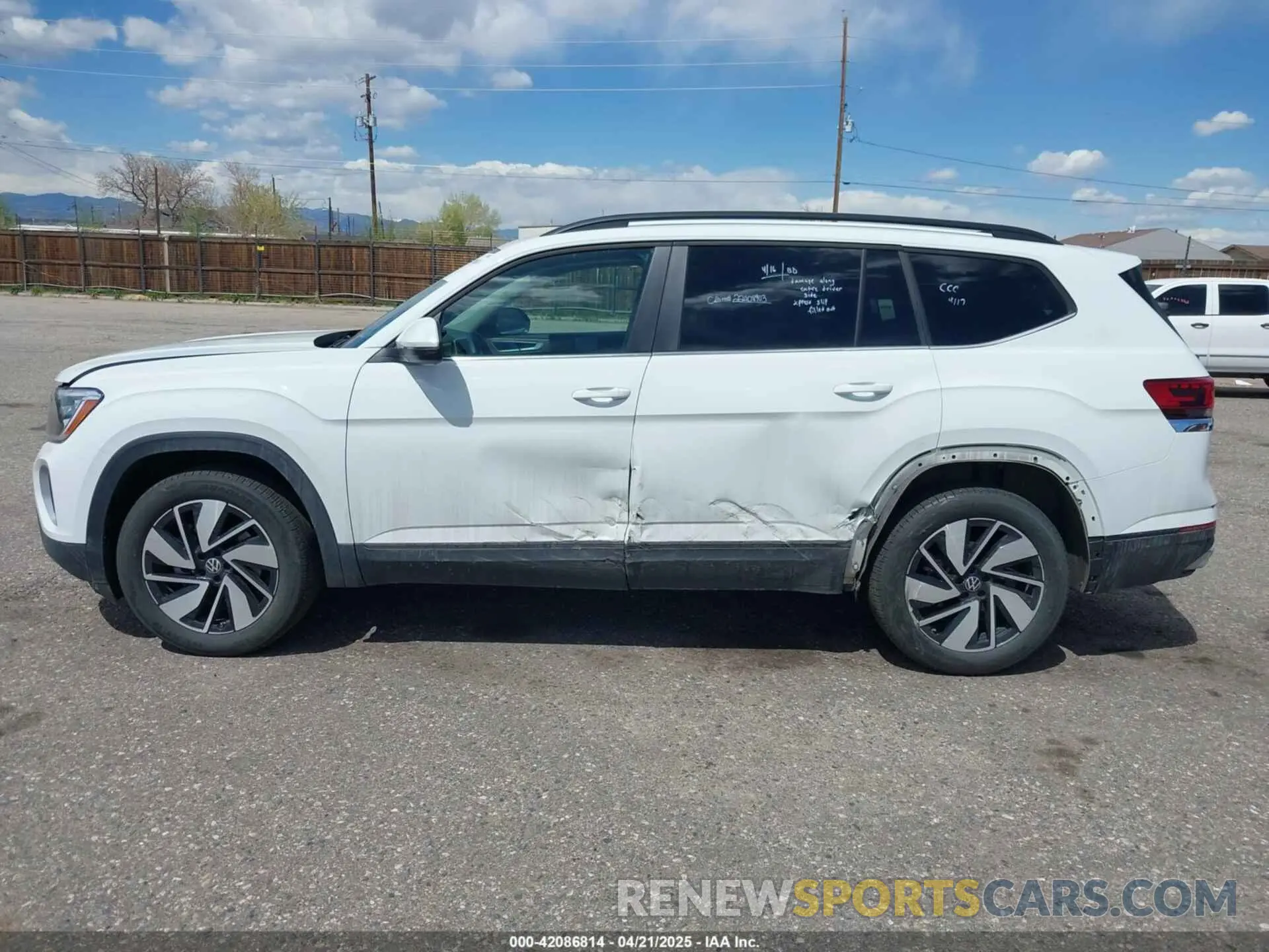 14 Фотография поврежденного автомобиля 1V2HR2CA6SC500561 VOLKSWAGEN ATLAS 2025