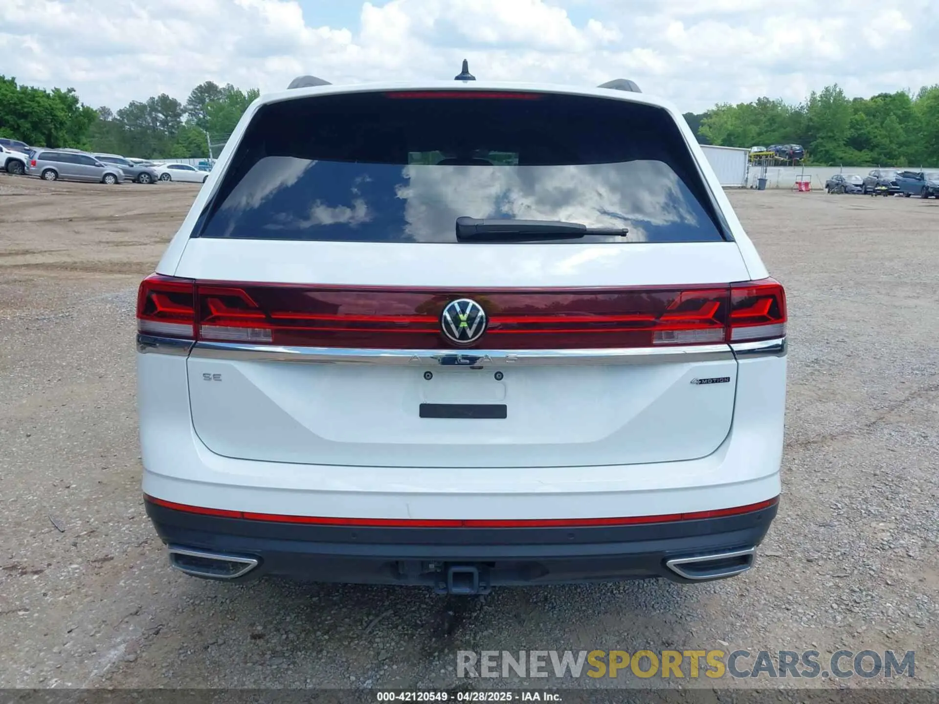 16 Photograph of a damaged car 1V2HR2CA6SC506134 VOLKSWAGEN ATLAS 2025