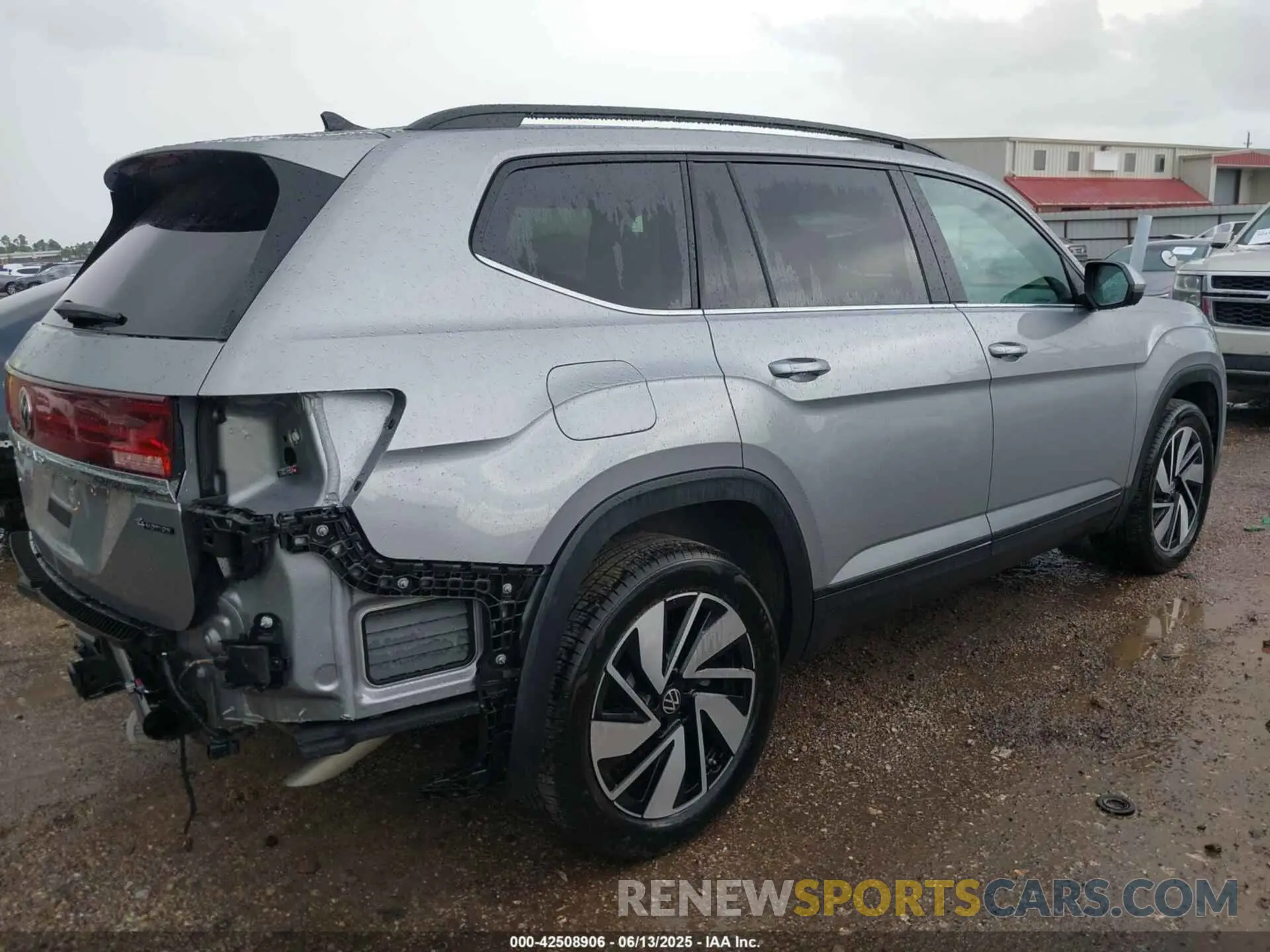 4 Фотография поврежденного автомобиля 1V2HR2CA8SC531486 VOLKSWAGEN ATLAS 2025