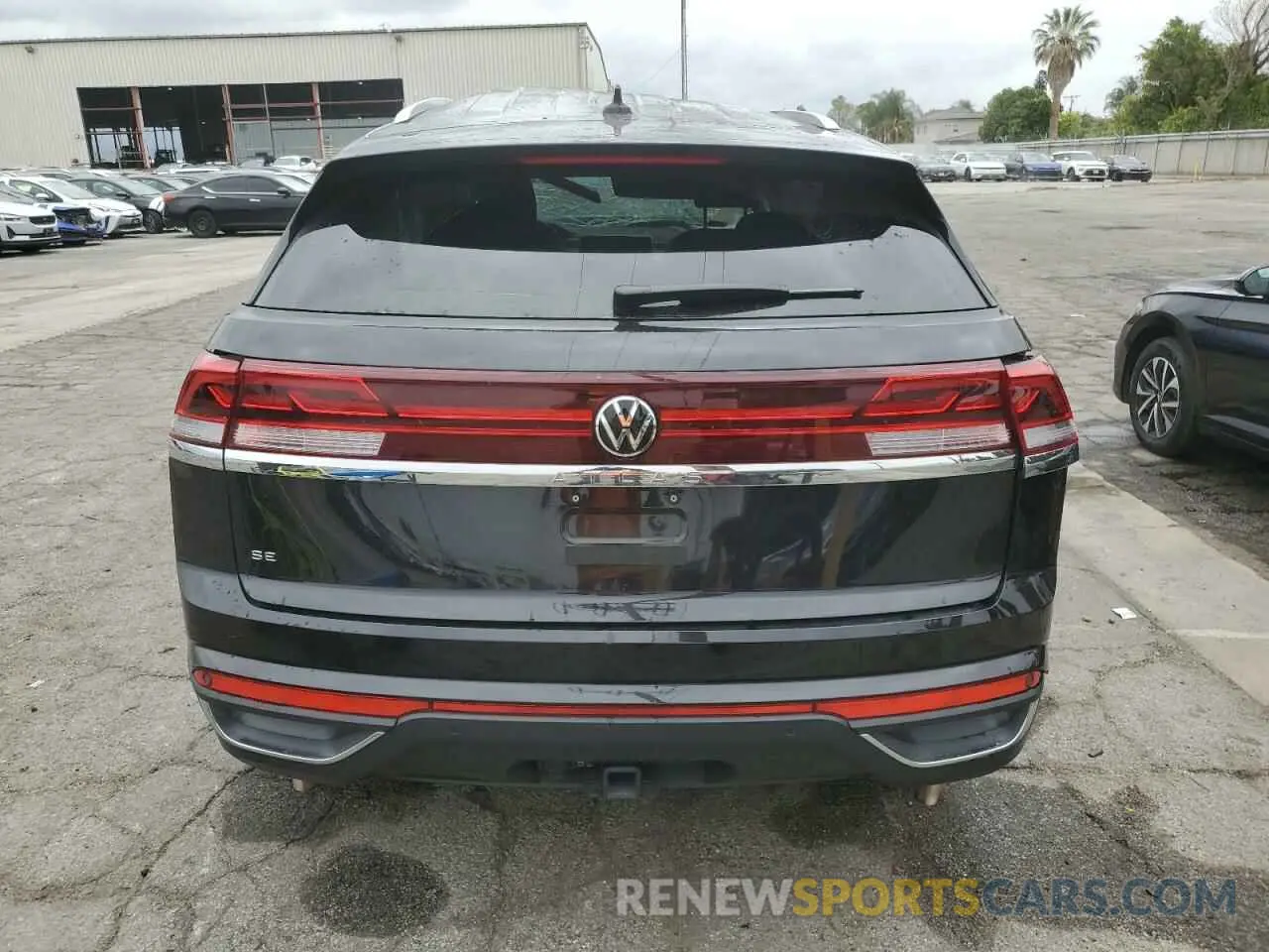 6 Photograph of a damaged car 1V2WE2CA0SC204826 VOLKSWAGEN ATLAS 2025