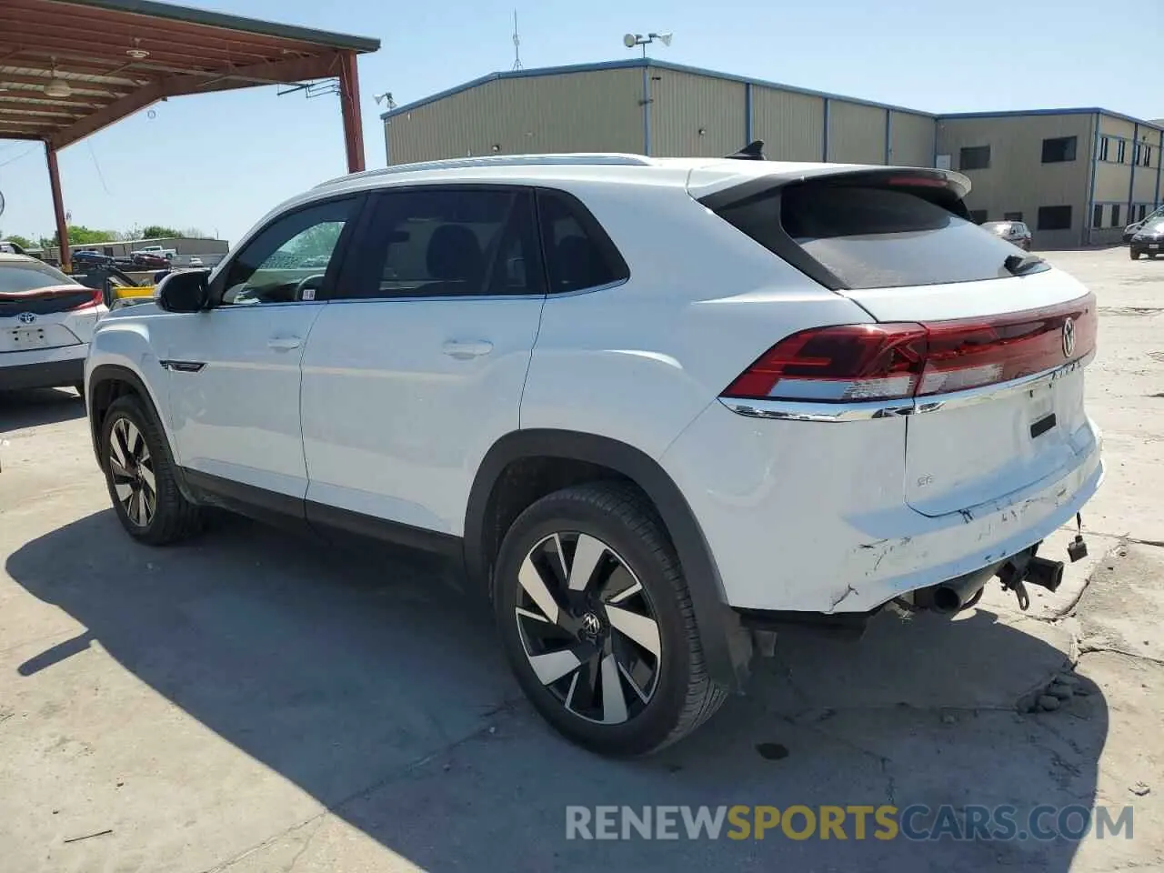 2 Photograph of a damaged car 1V2WE2CA0SC206317 VOLKSWAGEN ATLAS 2025