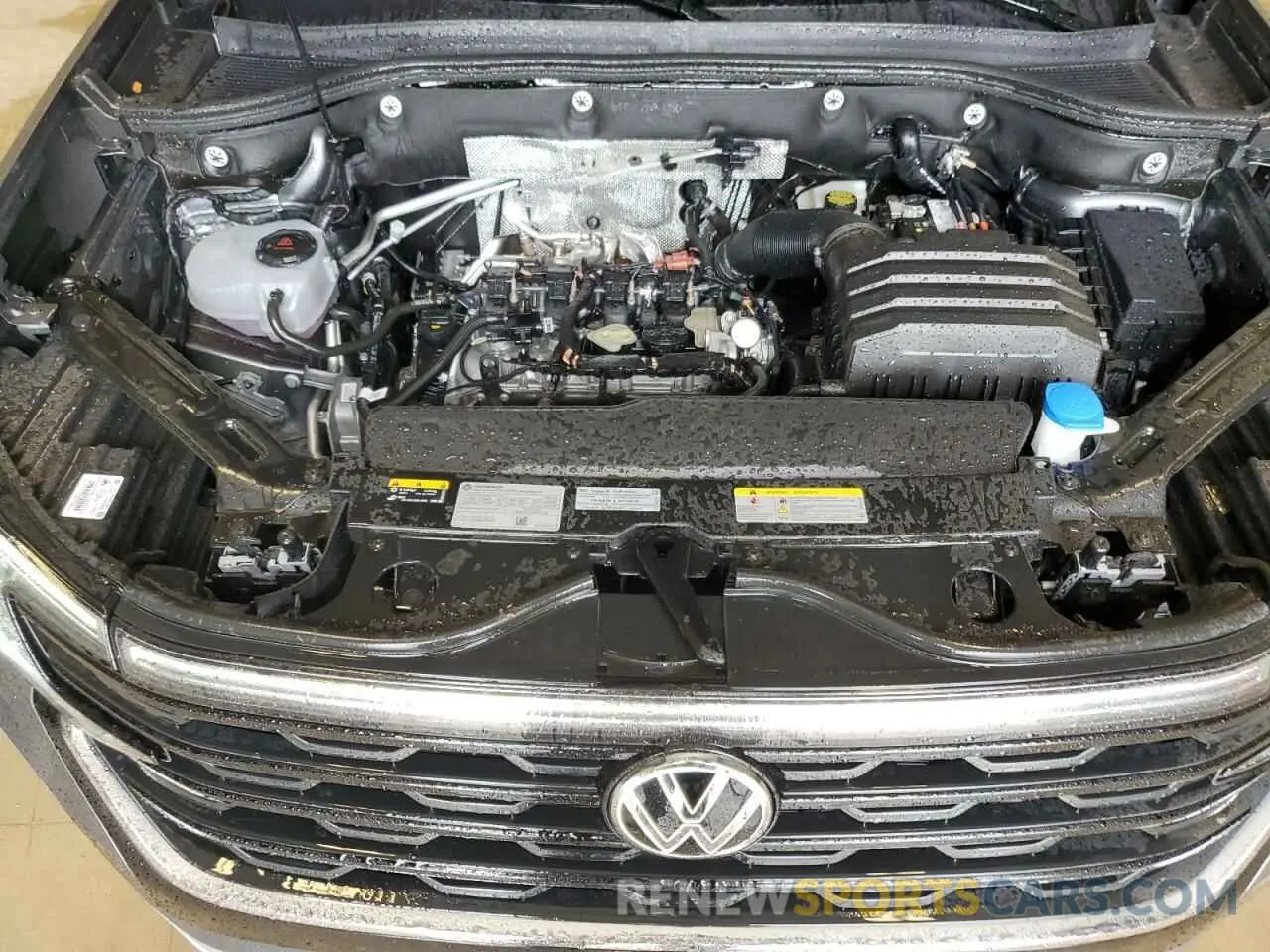 12 Photograph of a damaged car 1V2WE2CA8SC206324 VOLKSWAGEN ATLAS 2025