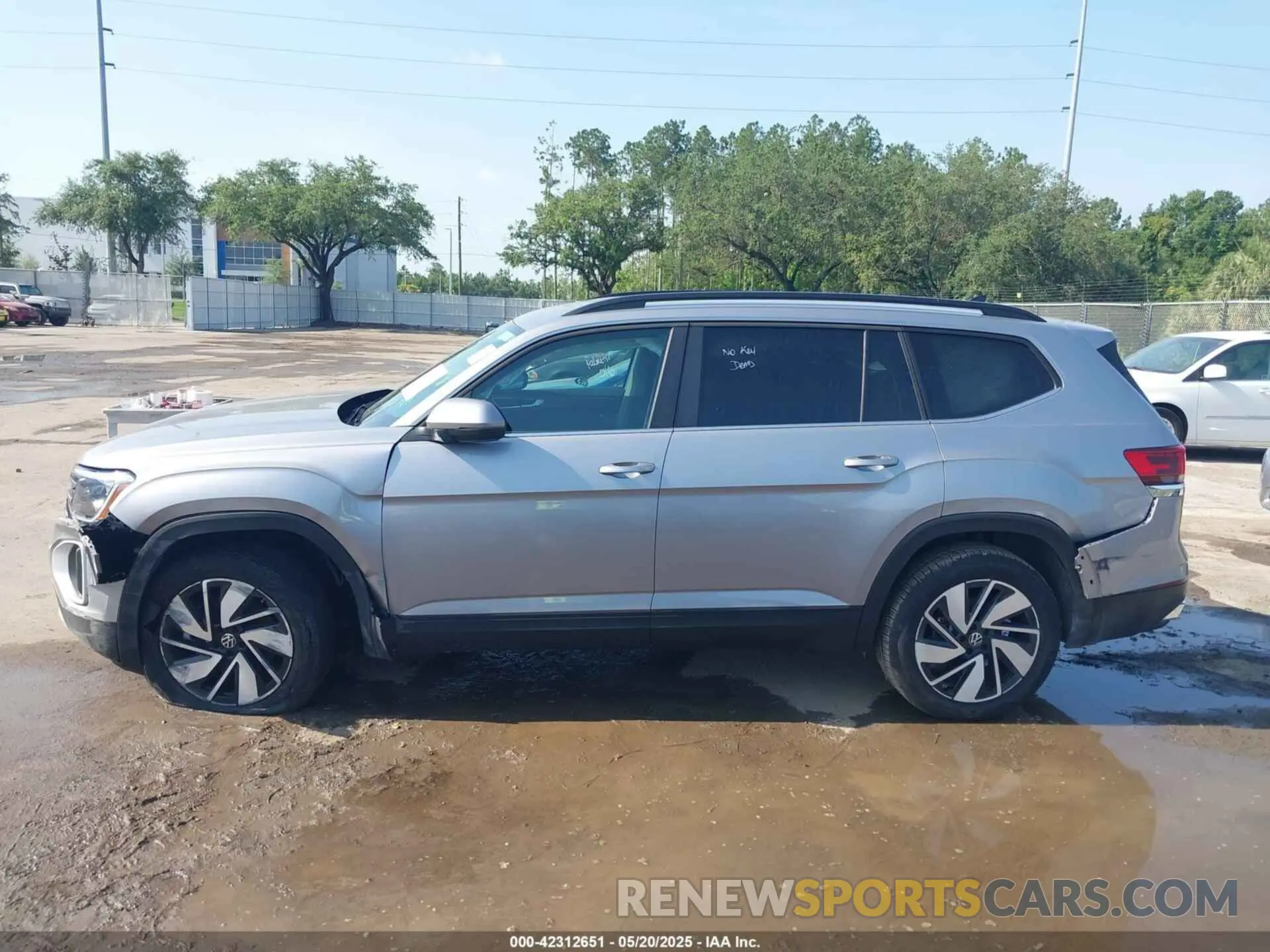 14 Фотография поврежденного автомобиля 1V2WR2CA2SC508079 VOLKSWAGEN ATLAS 2025