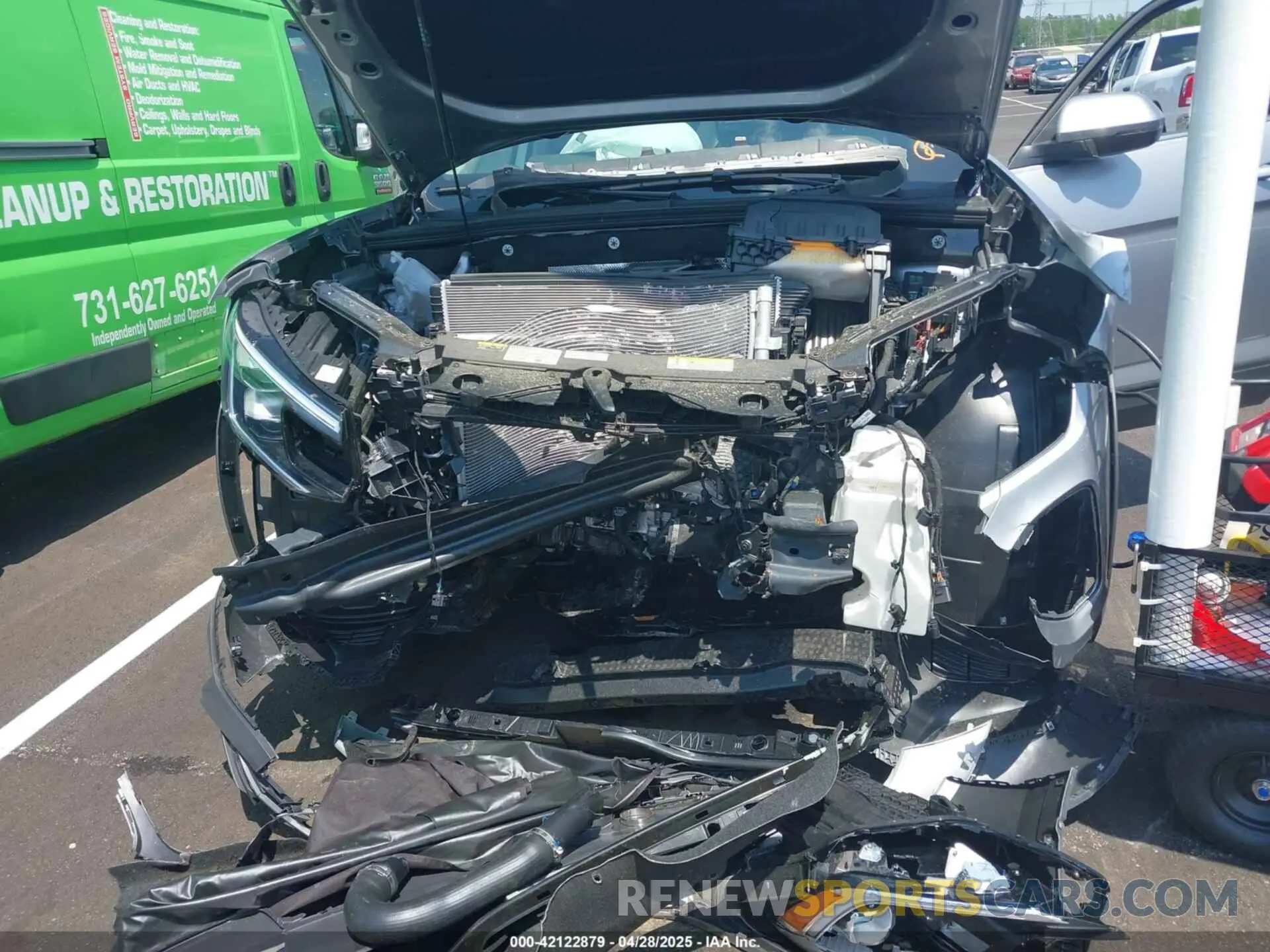 6 Photograph of a damaged car 1V2WR2CA4SC509329 VOLKSWAGEN ATLAS 2025