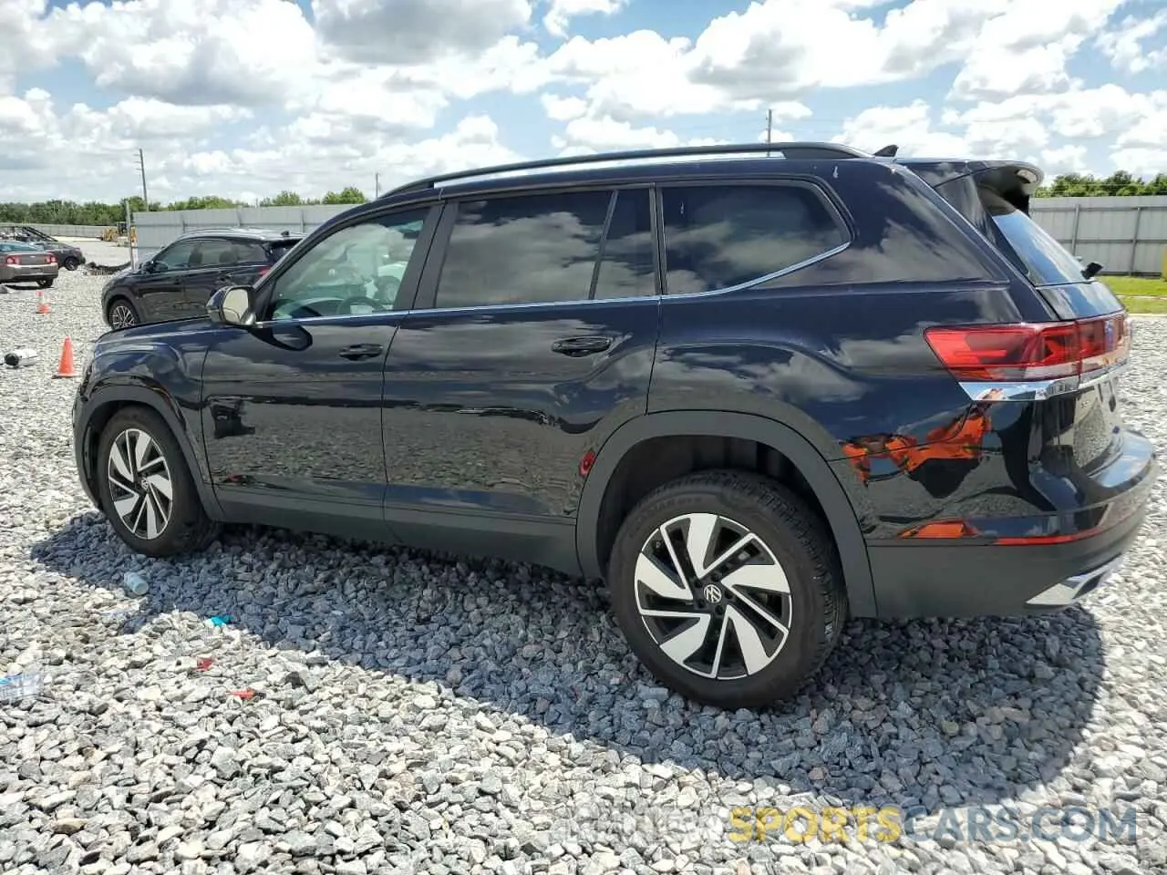 2 Фотография поврежденного автомобиля 1V2WR2CA7SC500575 VOLKSWAGEN ATLAS 2025