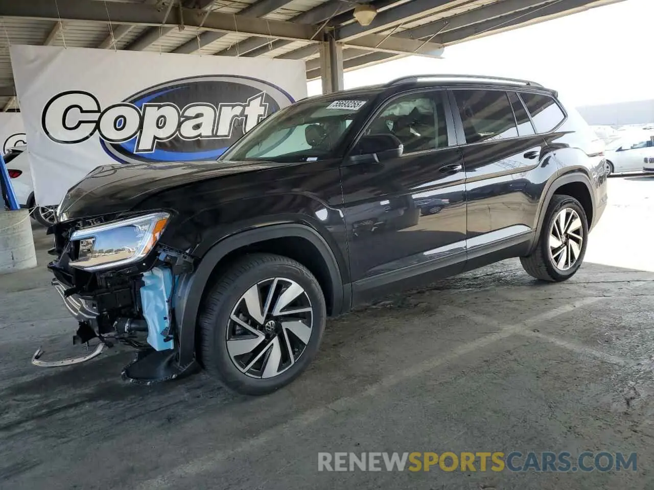 1 Photograph of a damaged car 1V2WR2CA7SC519675 VOLKSWAGEN ATLAS 2025