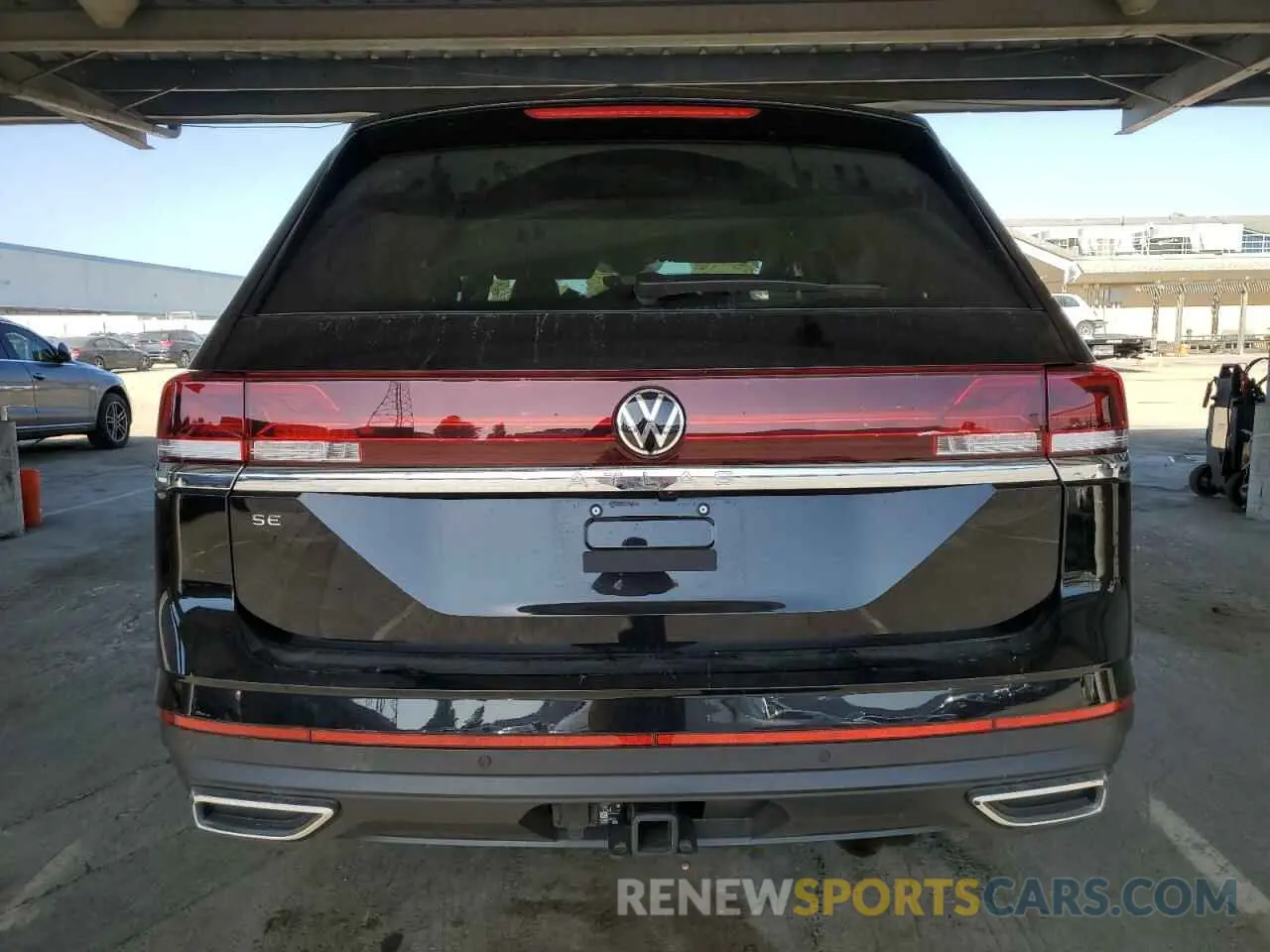 6 Photograph of a damaged car 1V2WR2CA7SC519675 VOLKSWAGEN ATLAS 2025