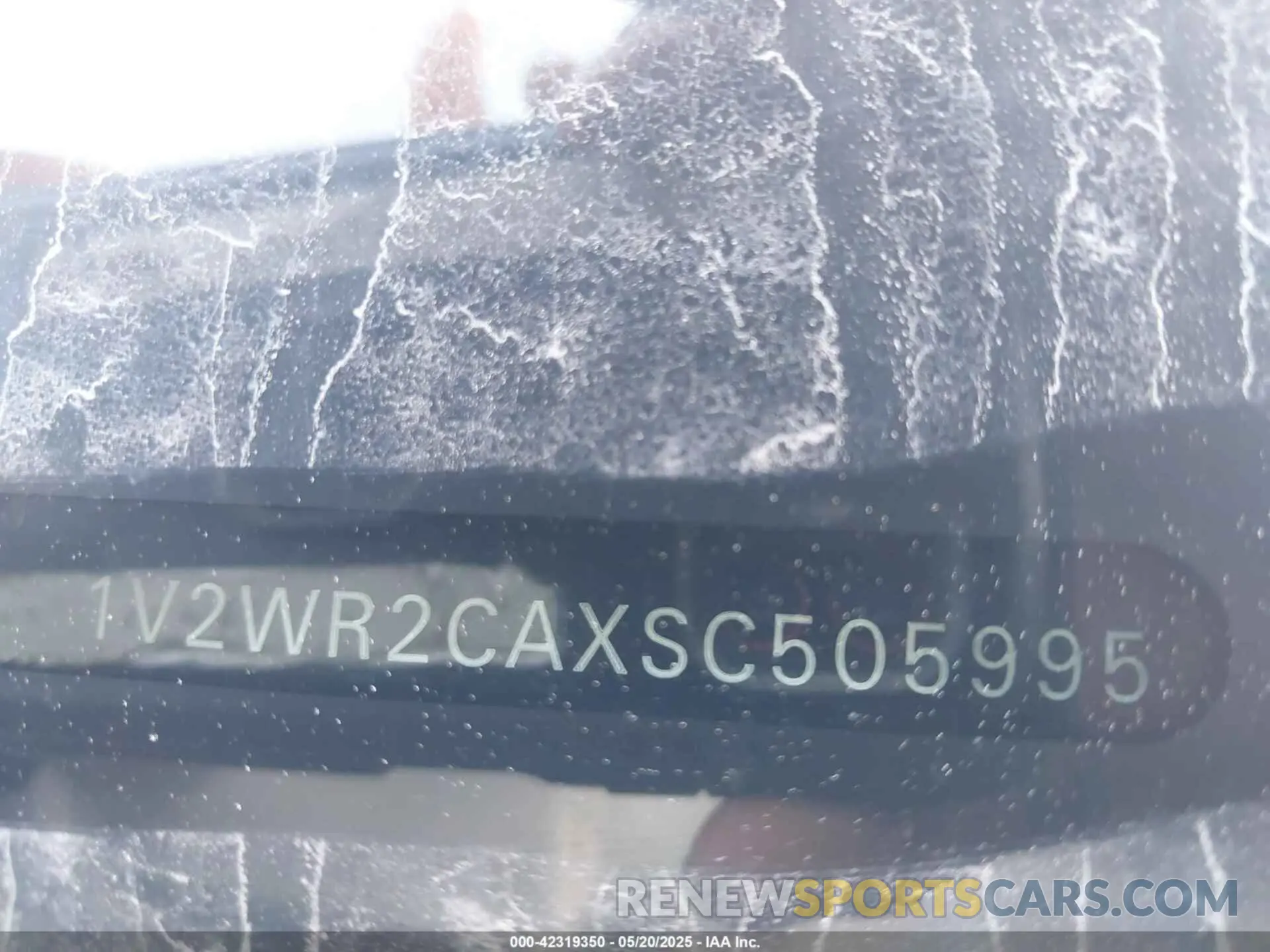 9 Photograph of a damaged car 1V2WR2CAXSC505995 VOLKSWAGEN ATLAS 2025