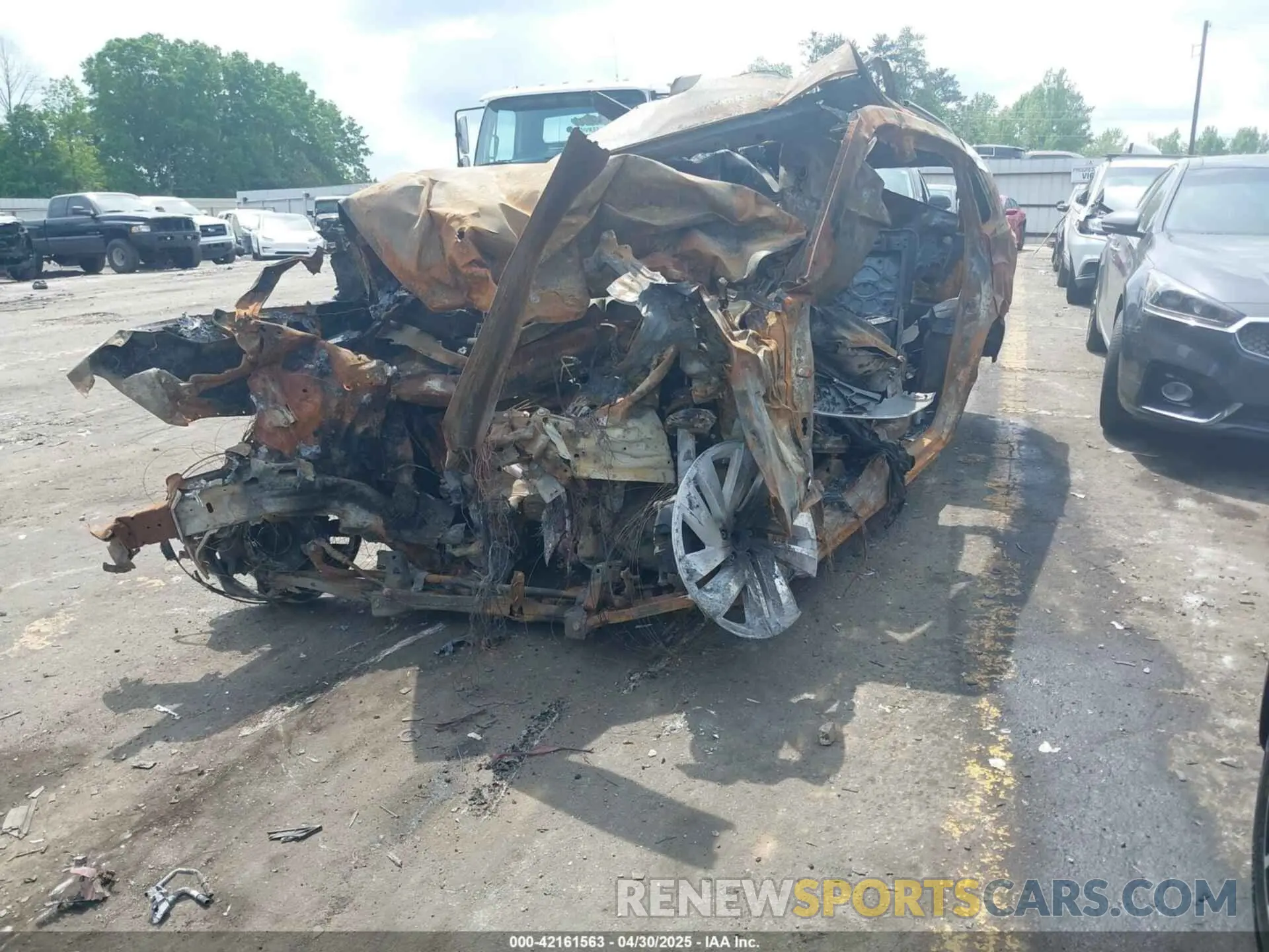 2 Фотография поврежденного автомобиля 1V25C2CA5LC205344 VOLKSWAGEN ATLAS CROSS SPORT 2020
