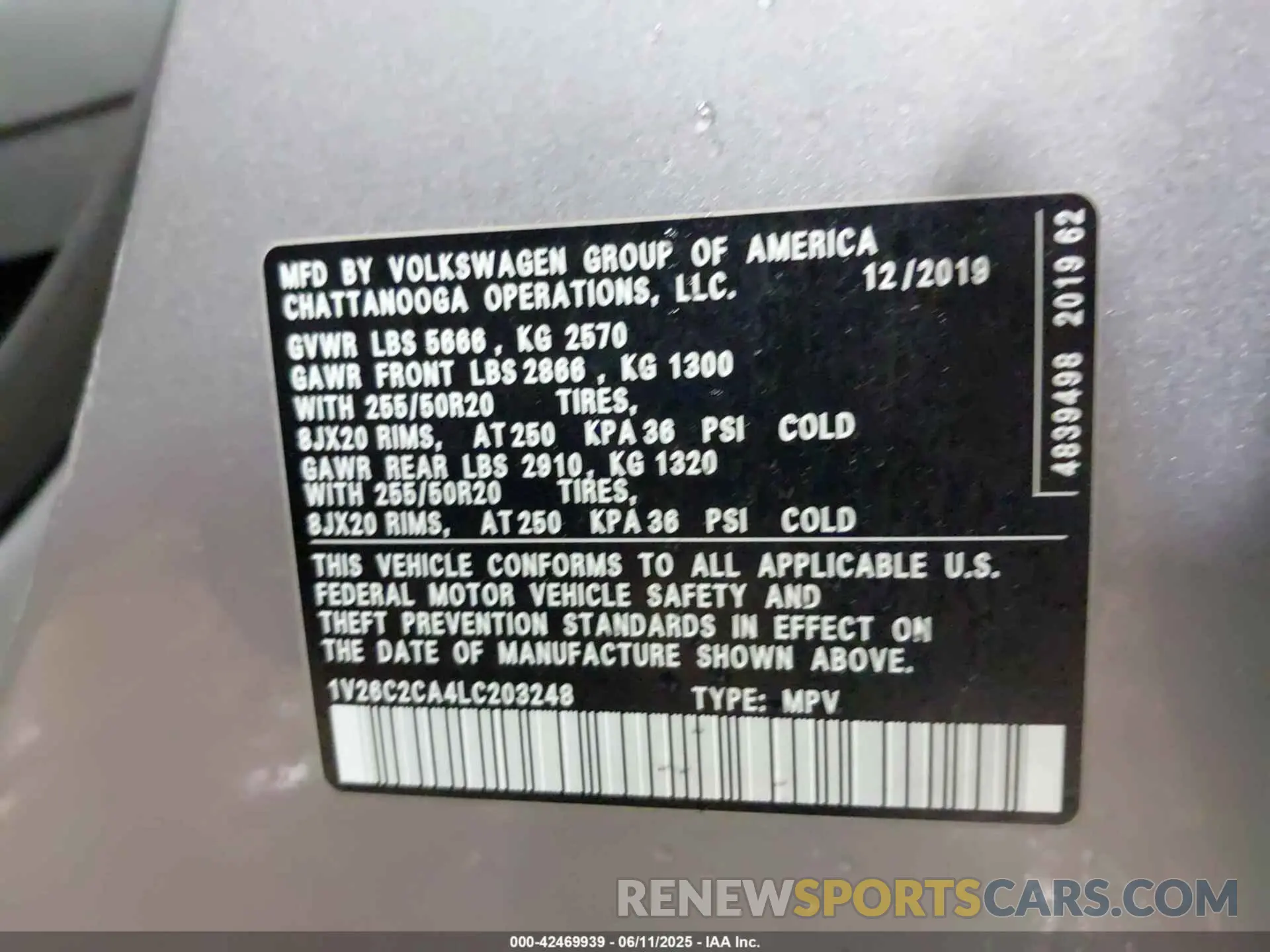 9 Photograph of a damaged car 1V26C2CA4LC203248 VOLKSWAGEN ATLAS CROSS SPORT 2020