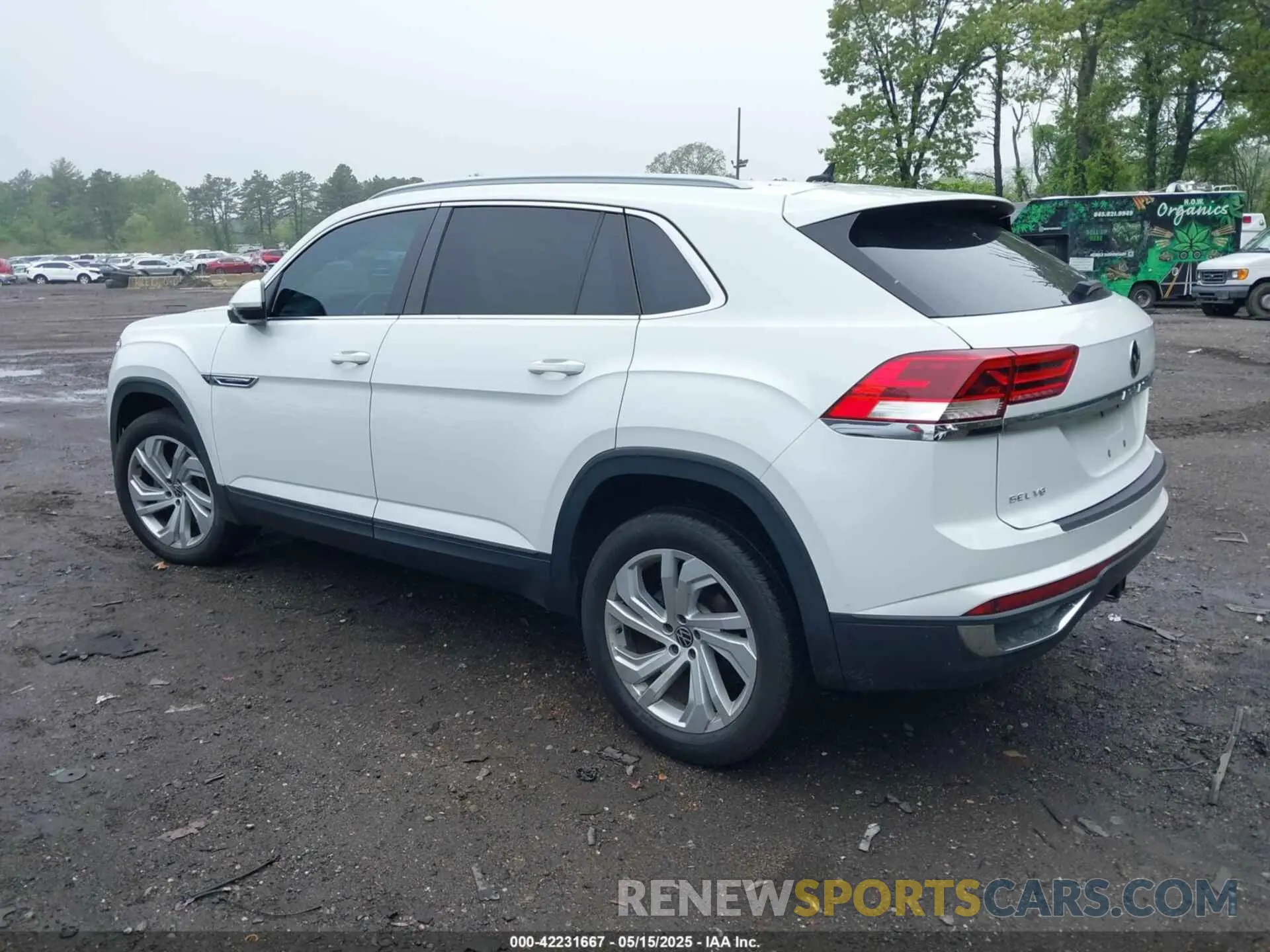 14 Photograph of a damaged car 1V2ME2CA5LC208928 VOLKSWAGEN ATLAS CROSS SPORT 2020