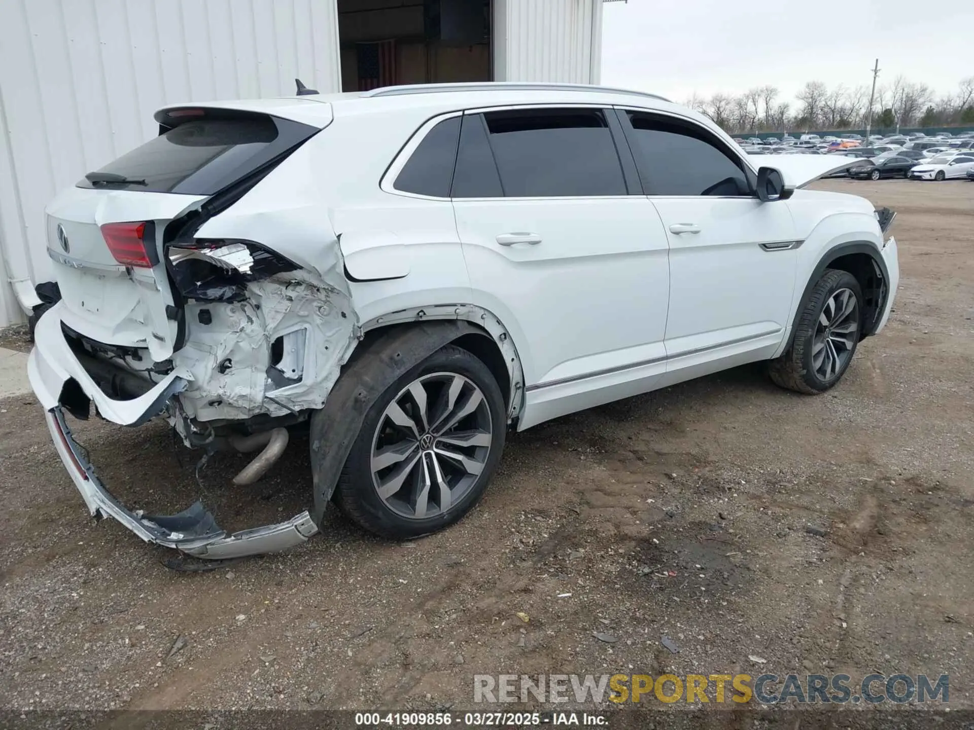 4 Фотография поврежденного автомобиля 1V2RE2CA2LC225112 VOLKSWAGEN ATLAS CROSS SPORT 2020