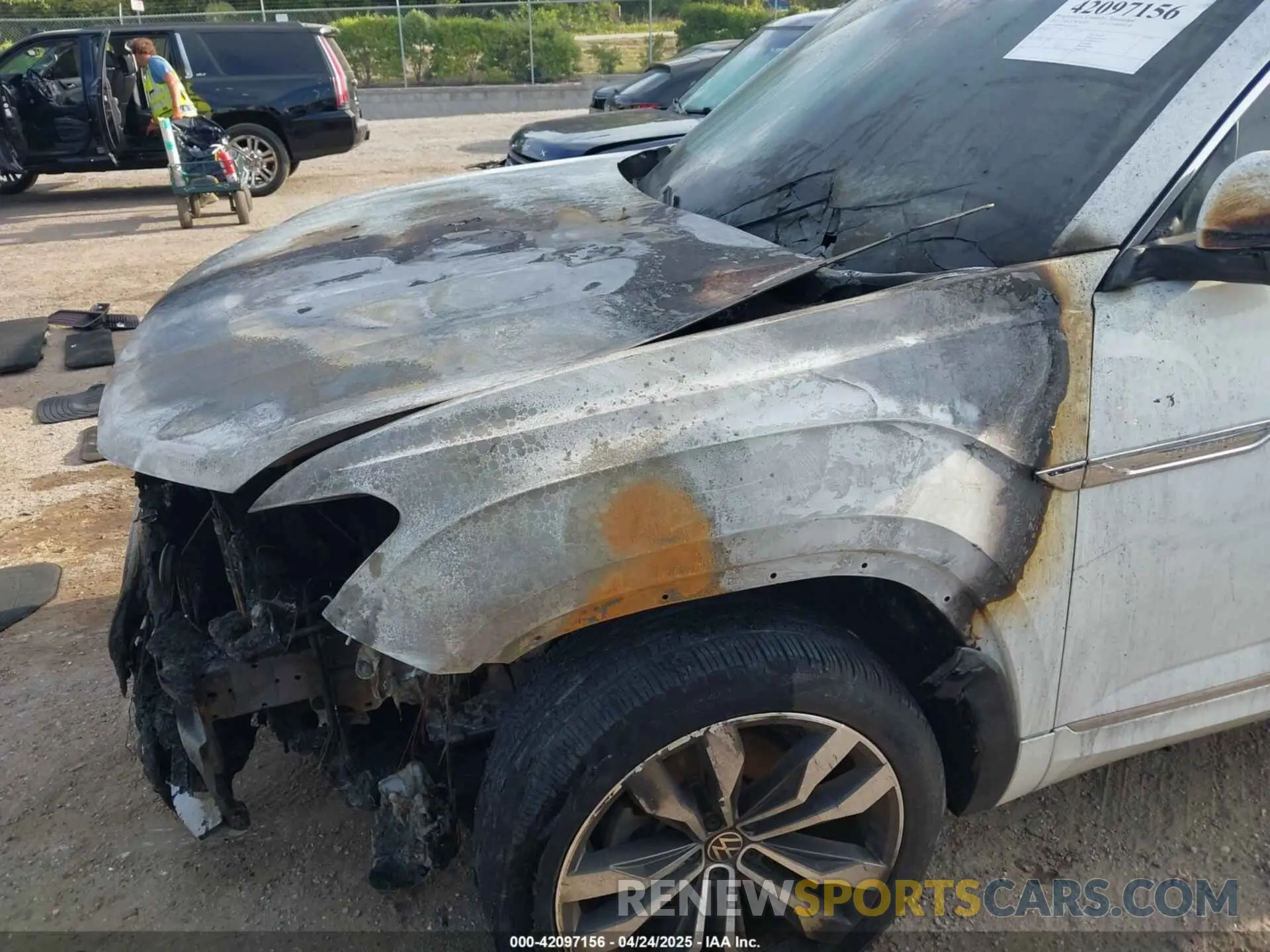 13 Фотография поврежденного автомобиля 1V2RE2CA2LC232187 VOLKSWAGEN ATLAS CROSS SPORT 2020