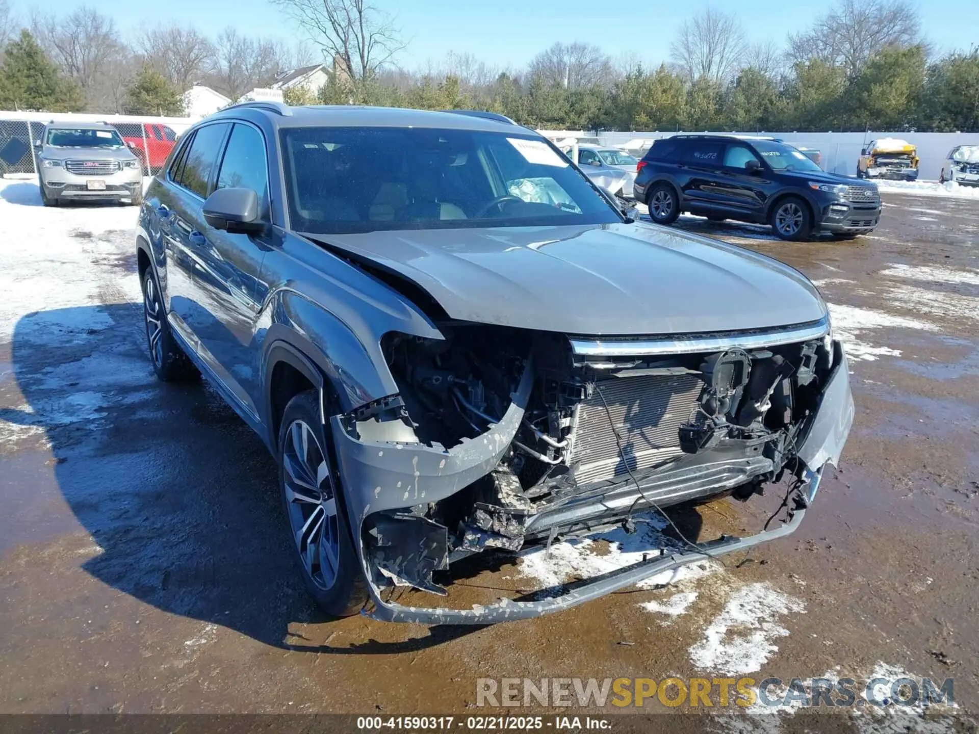1 Фотография поврежденного автомобиля 1V2TE2CA9LC224044 VOLKSWAGEN ATLAS CROSS SPORT 2020