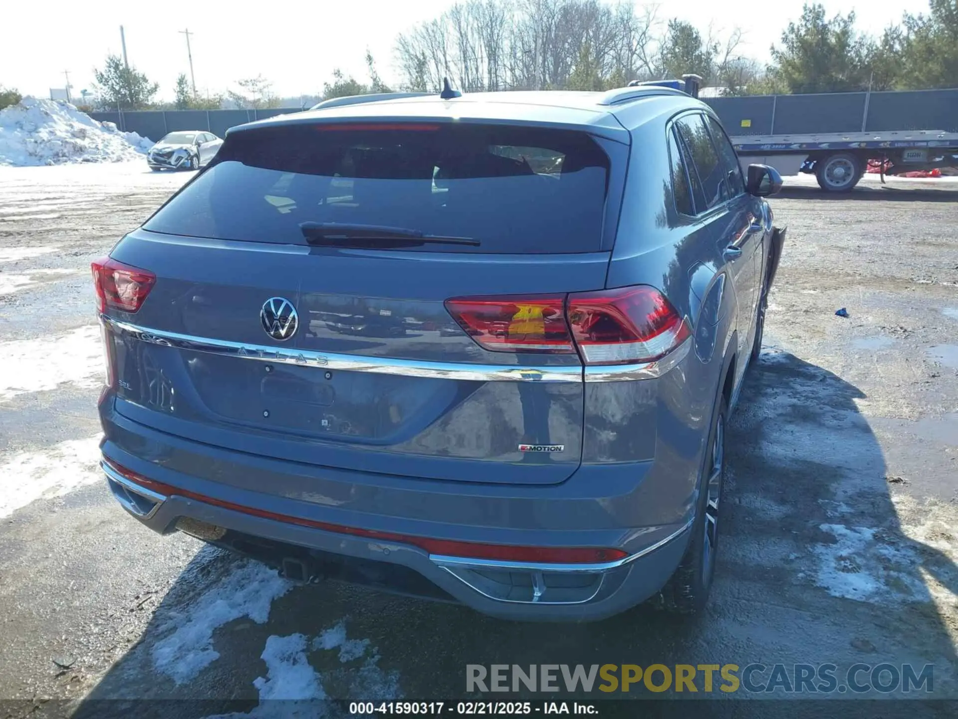 4 Фотография поврежденного автомобиля 1V2TE2CA9LC224044 VOLKSWAGEN ATLAS CROSS SPORT 2020