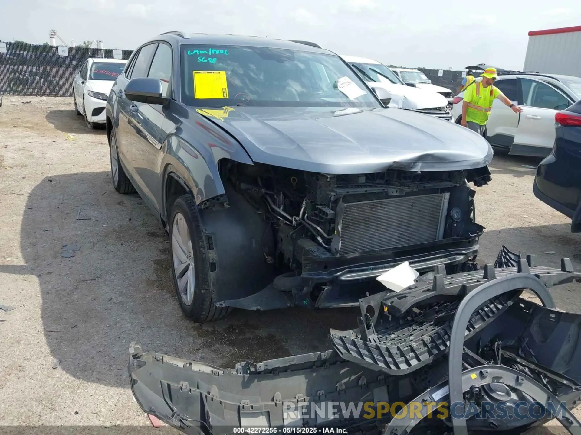 1 Photograph of a damaged car 1V2YC2CA6LC205401 VOLKSWAGEN ATLAS CROSS SPORT 2020