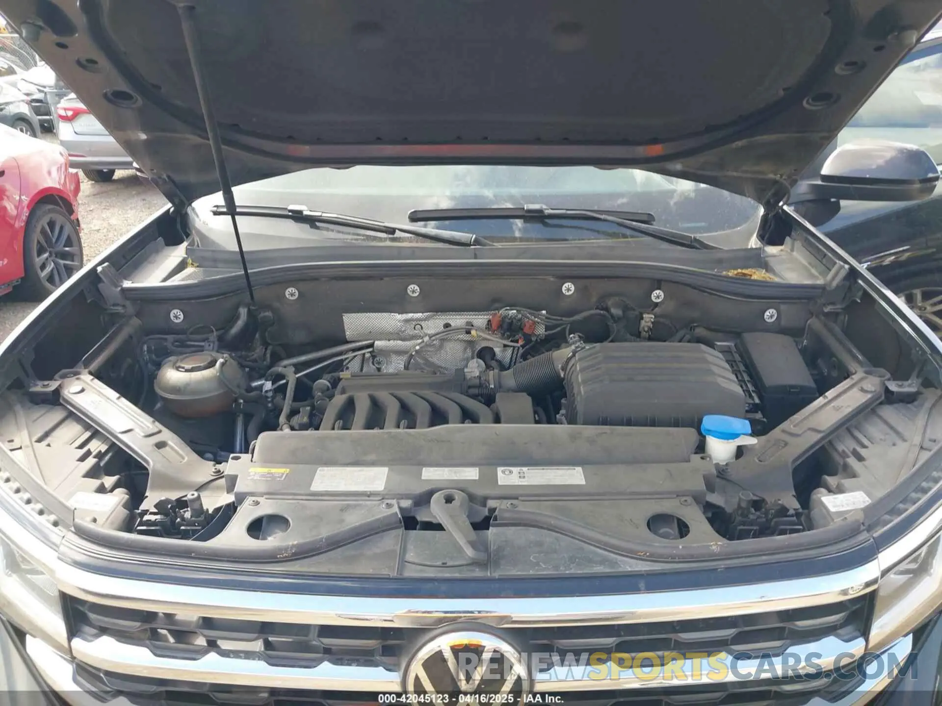 10 Photograph of a damaged car 1V2YE2CA3LC224739 VOLKSWAGEN ATLAS CROSS SPORT 2020
