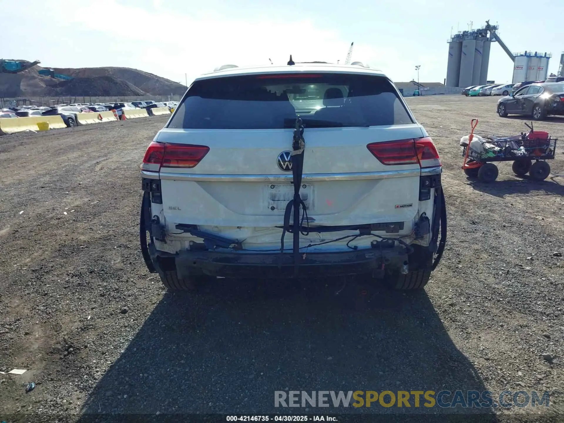 16 Фотография поврежденного автомобиля 1V2BC2CA4MC221989 VOLKSWAGEN ATLAS CROSS SPORT 2021