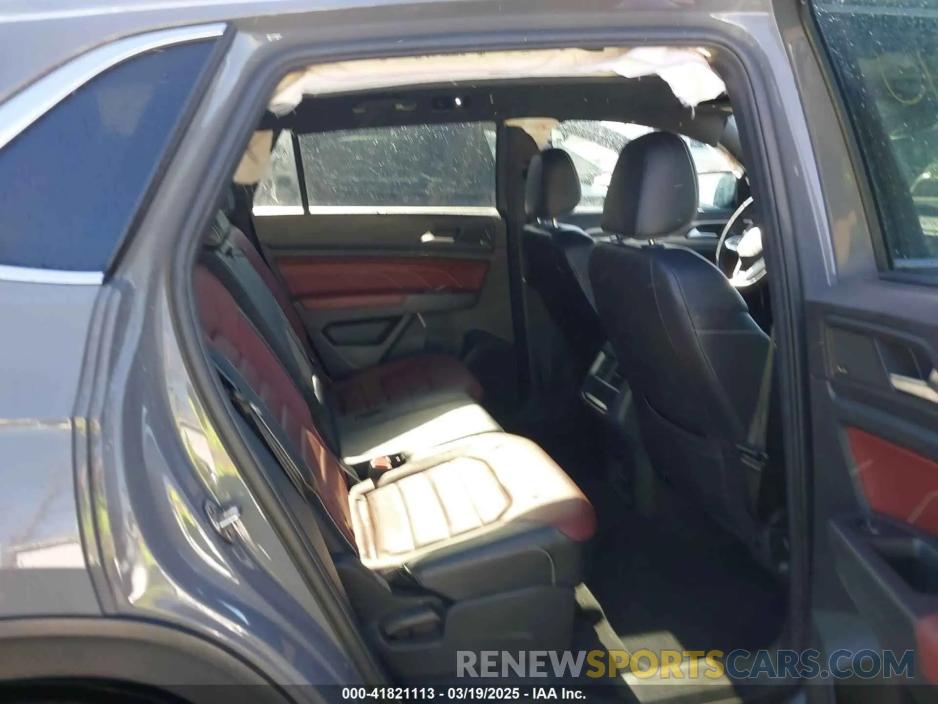8 Photograph of a damaged car 1V2FE2CA7MC215521 VOLKSWAGEN ATLAS CROSS SPORT 2021