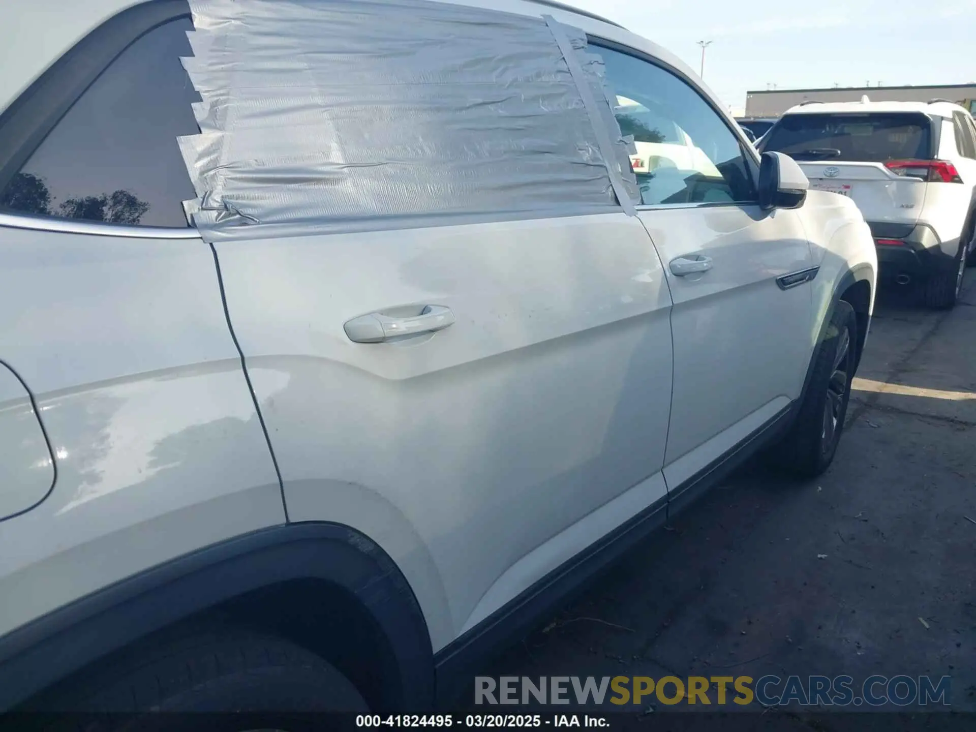 13 Photograph of a damaged car 1V2HC2CA4MC229651 VOLKSWAGEN ATLAS CROSS SPORT 2021