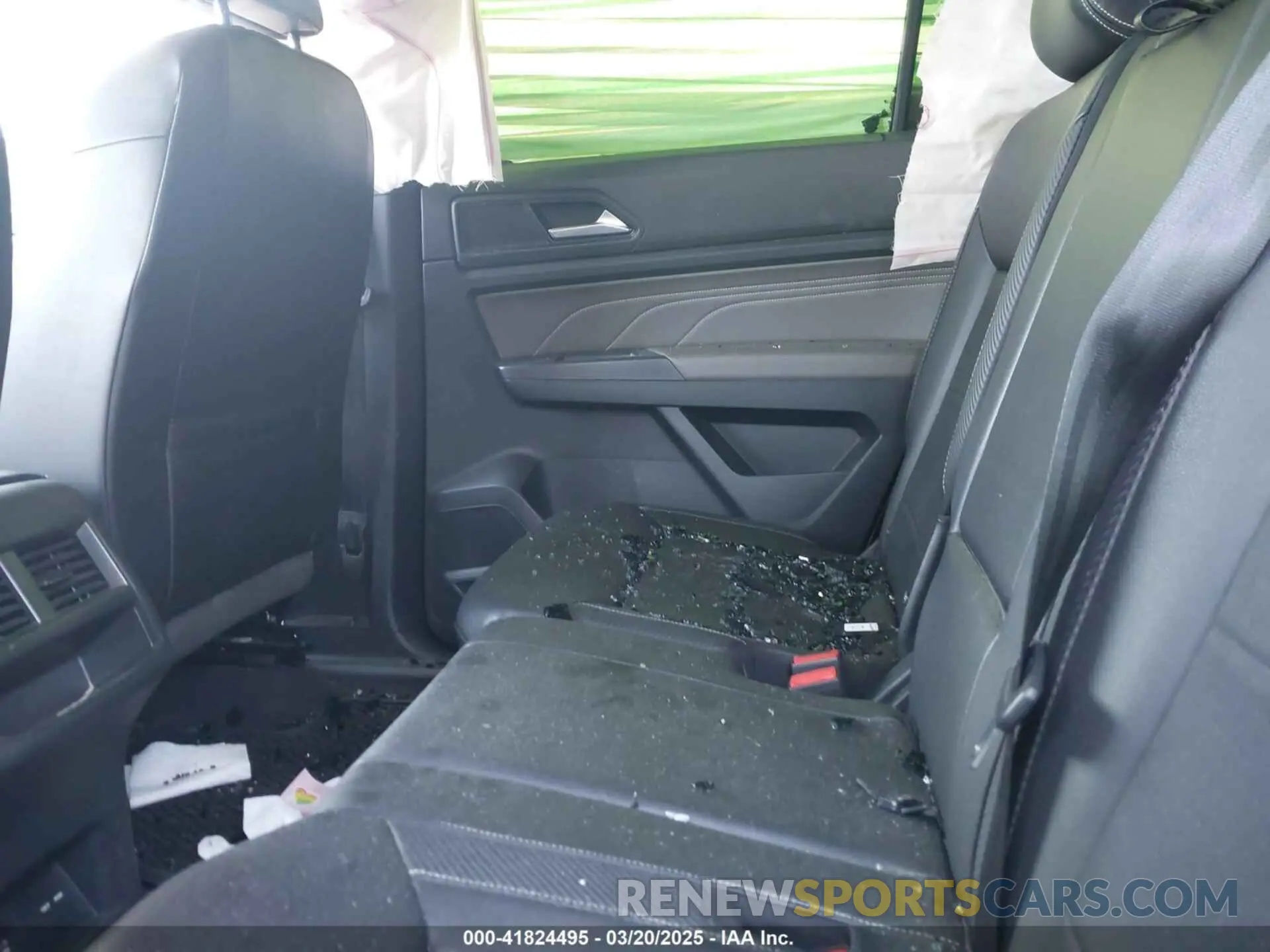 8 Photograph of a damaged car 1V2HC2CA4MC229651 VOLKSWAGEN ATLAS CROSS SPORT 2021