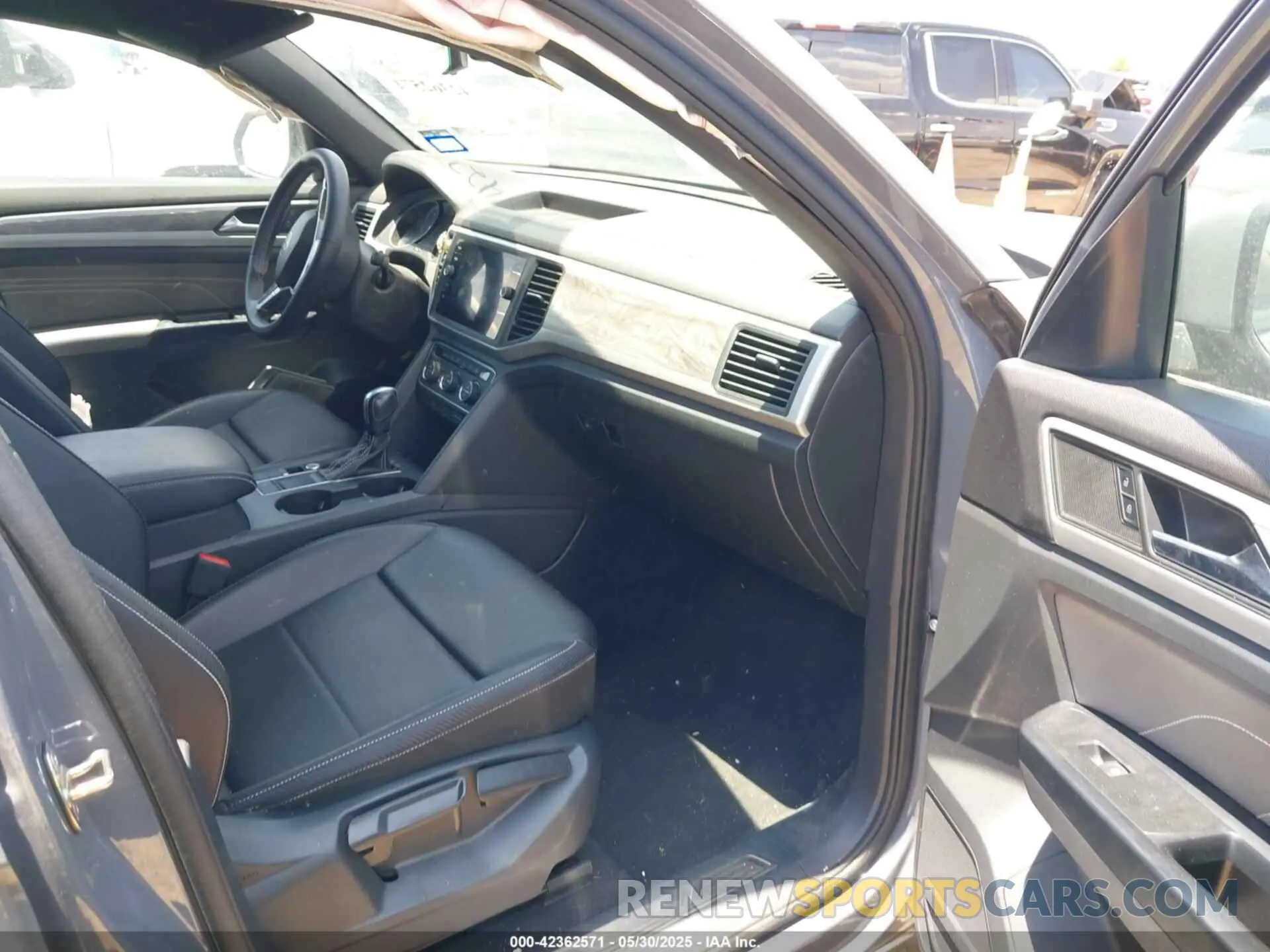5 Фотография поврежденного автомобиля 1V2JC2CA2MC202157 VOLKSWAGEN ATLAS CROSS SPORT 2021