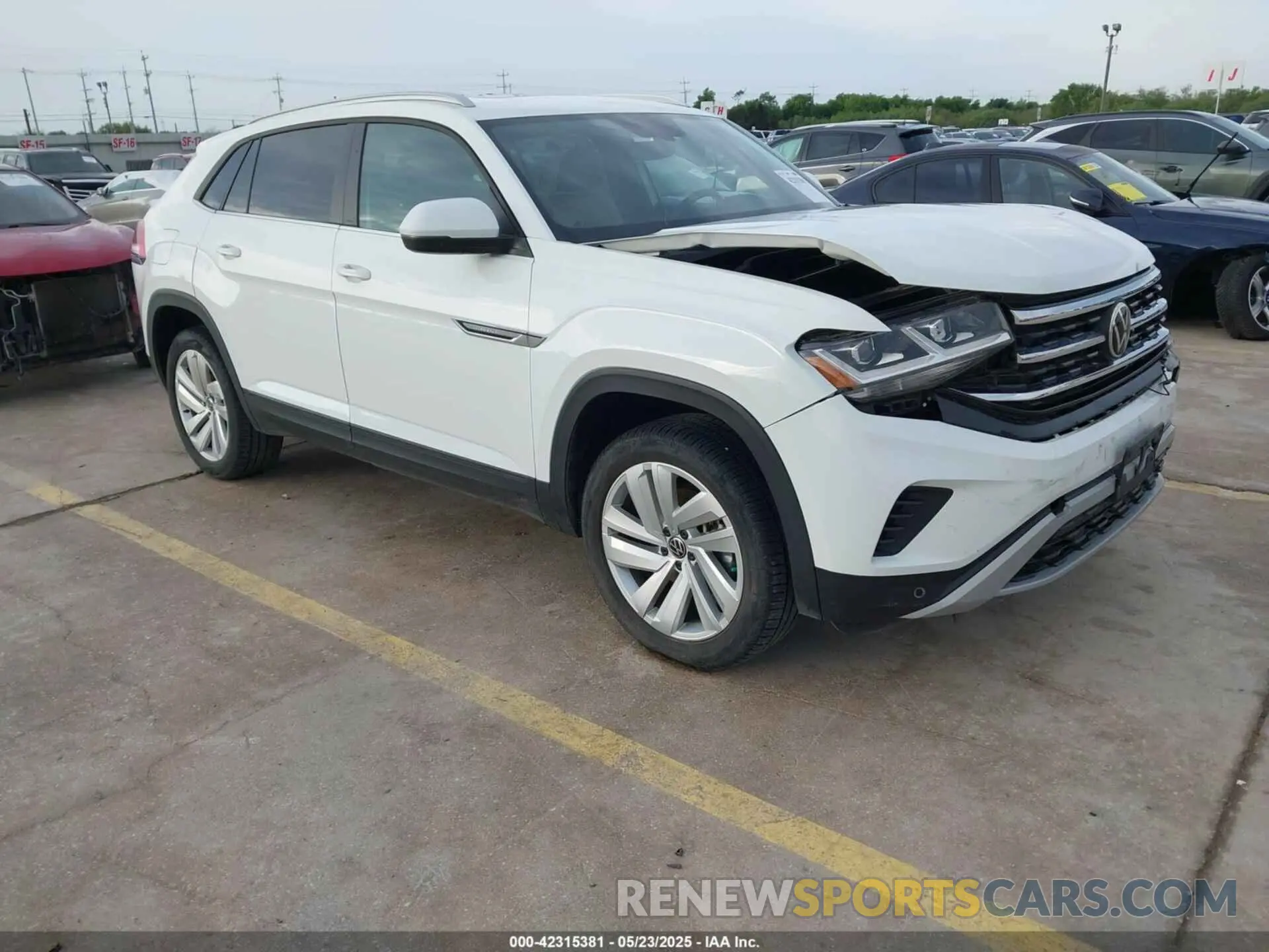 1 Фотография поврежденного автомобиля 1V2JE2CA4MC232349 VOLKSWAGEN ATLAS CROSS SPORT 2021