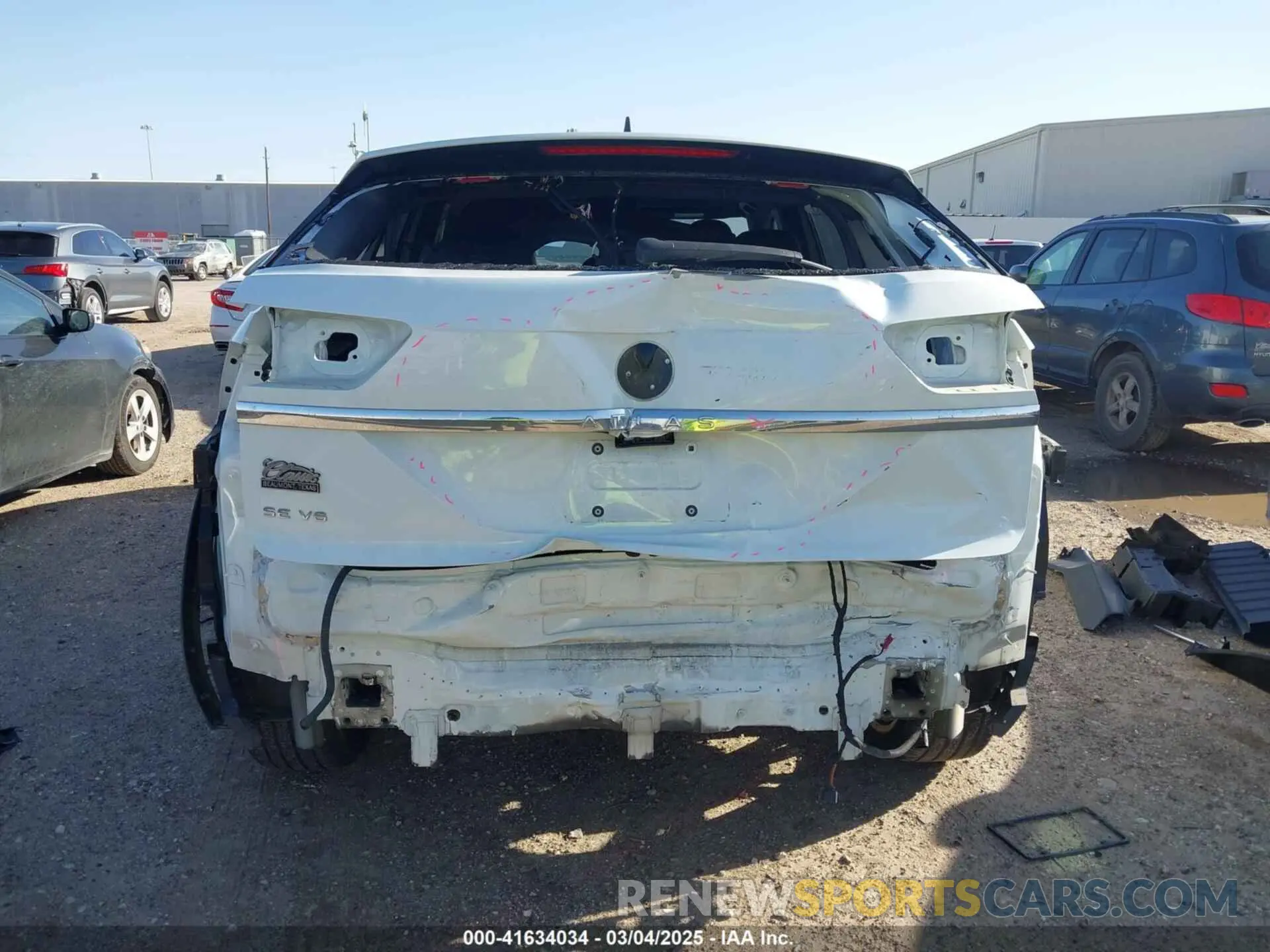 6 Photograph of a damaged car 1V2PE2CA4MC203850 VOLKSWAGEN ATLAS CROSS SPORT 2021
