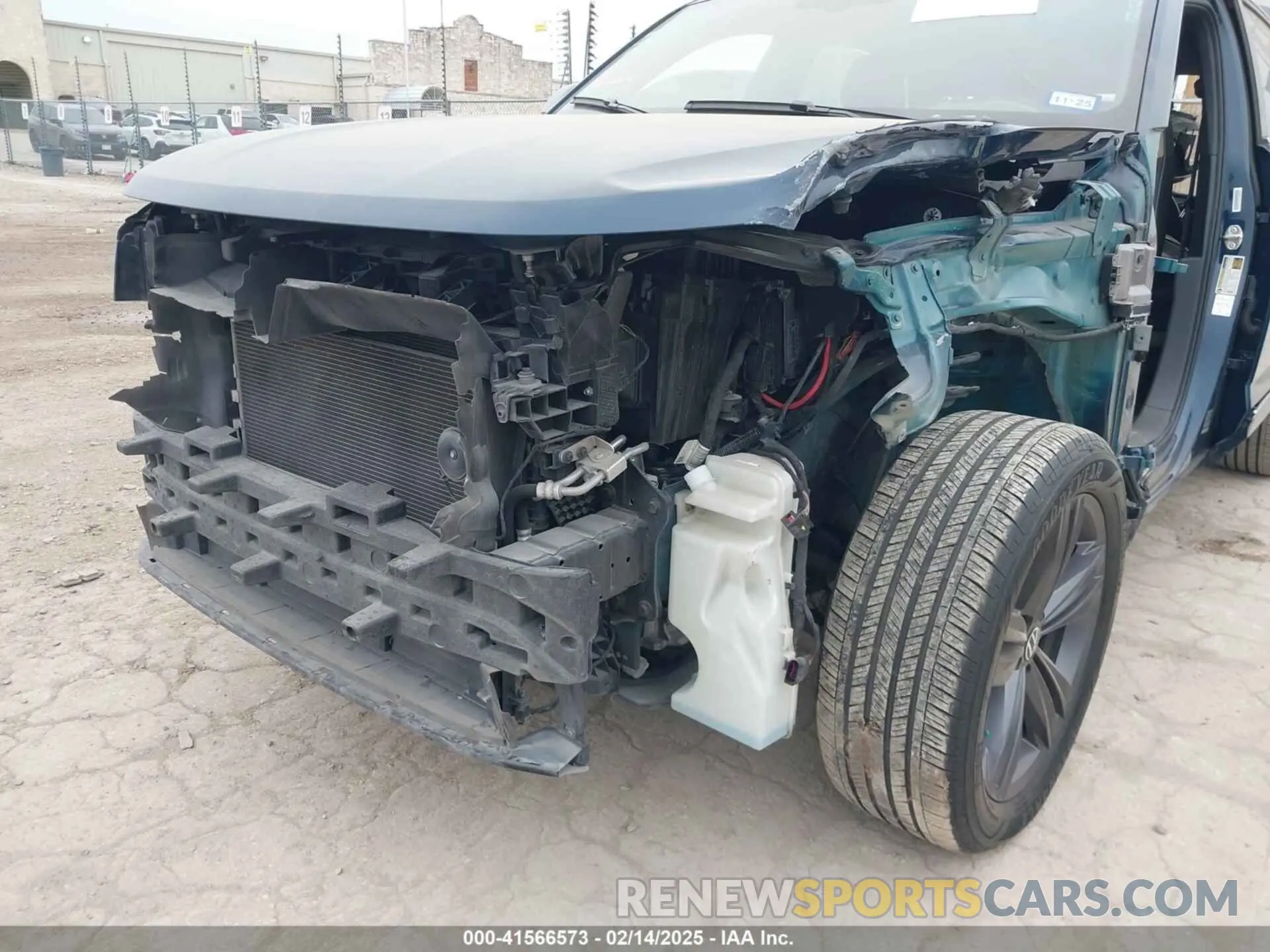 6 Photograph of a damaged car 1V2PE2CAXMC211757 VOLKSWAGEN ATLAS CROSS SPORT 2021