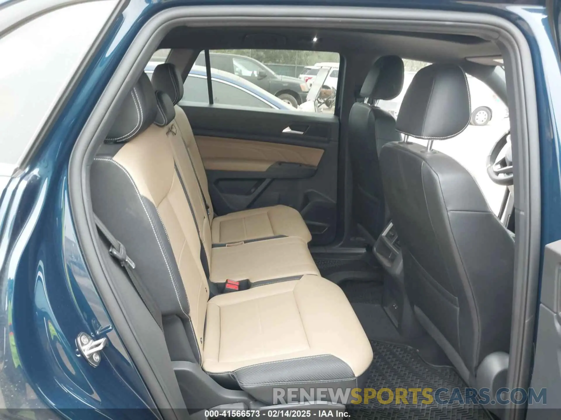8 Photograph of a damaged car 1V2PE2CAXMC211757 VOLKSWAGEN ATLAS CROSS SPORT 2021