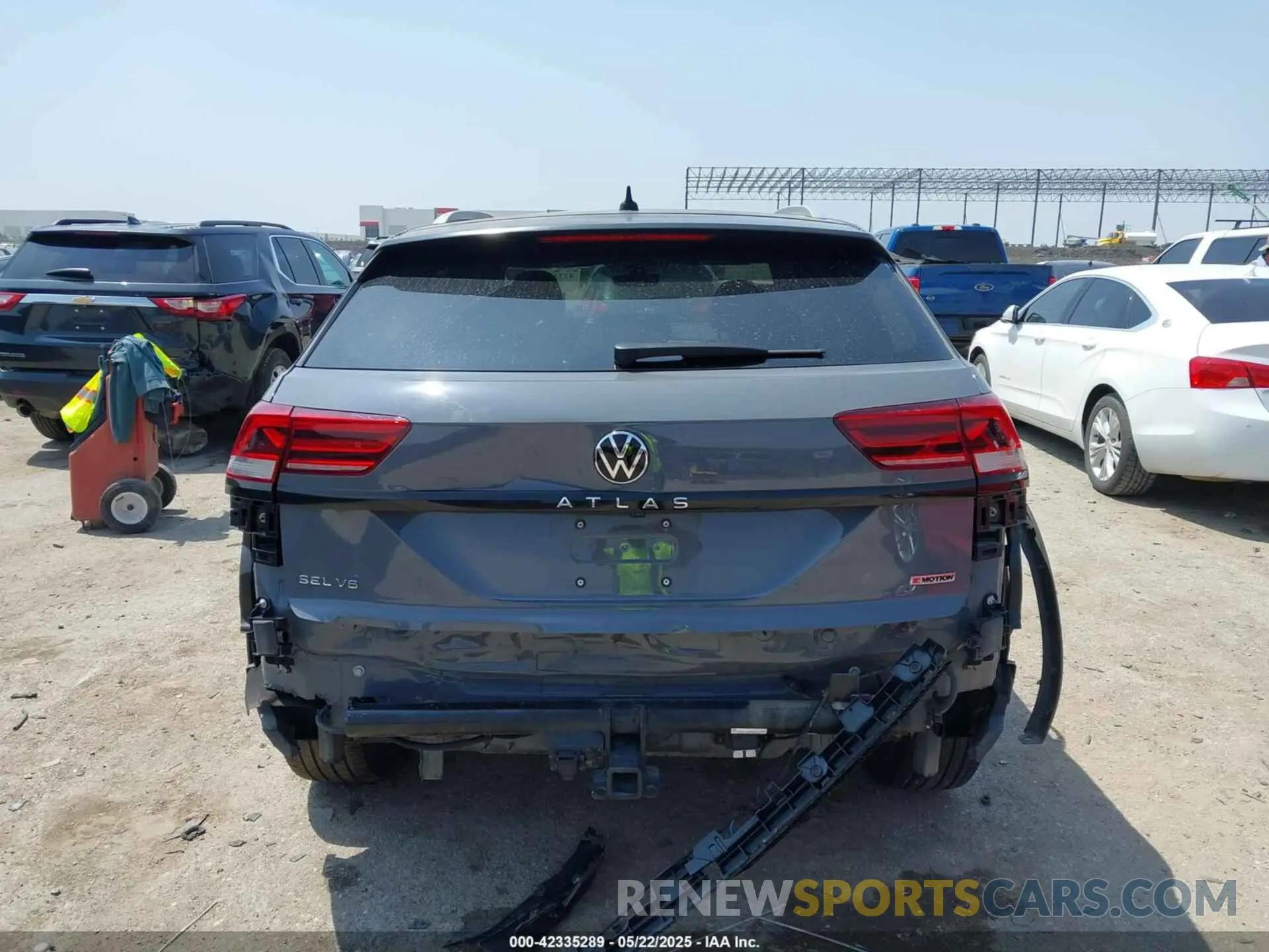 16 Фотография поврежденного автомобиля 1V2TE2CA0MC218702 VOLKSWAGEN ATLAS CROSS SPORT 2021