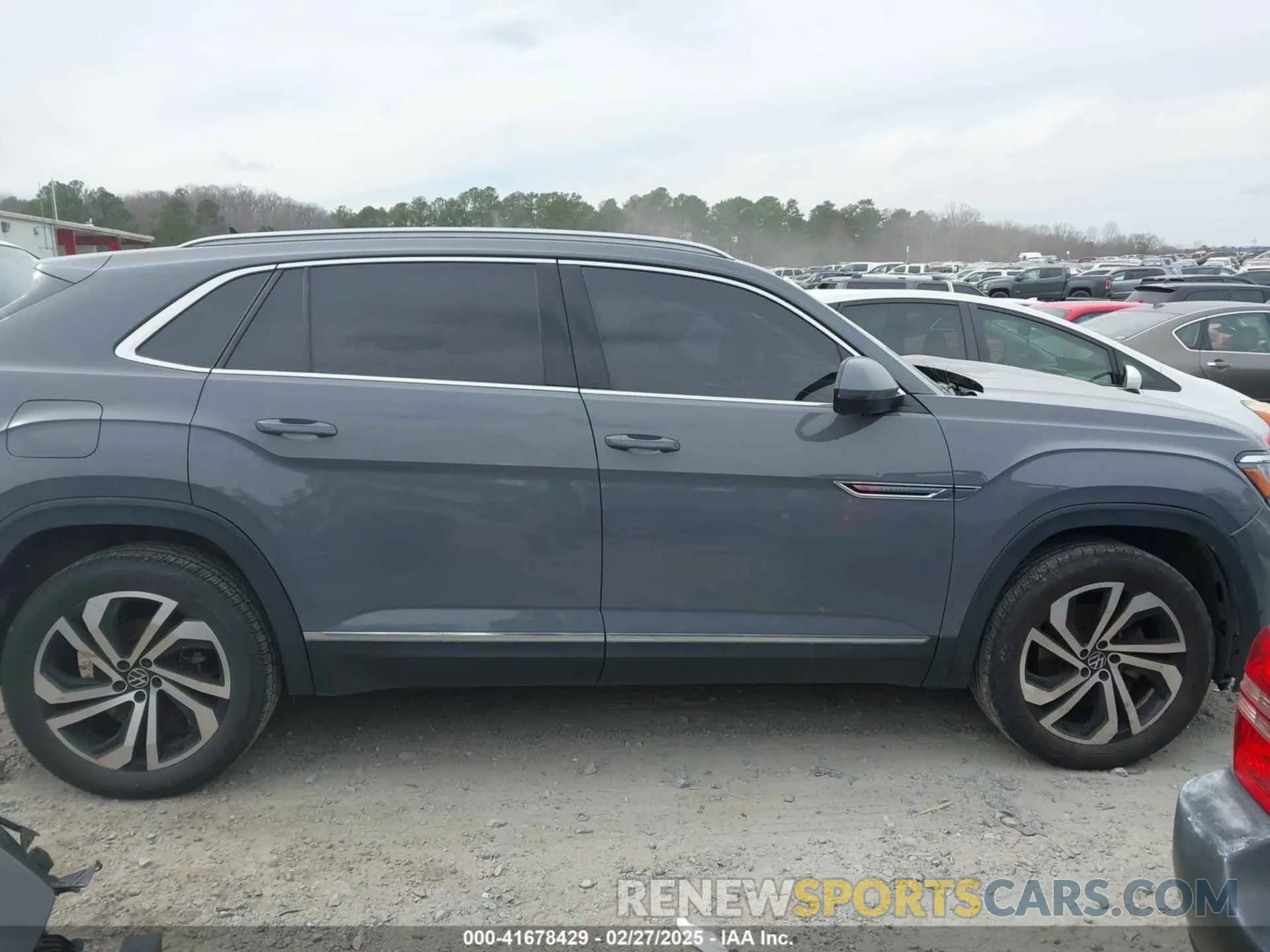 13 Фотография поврежденного автомобиля 1V2TE2CA7MC207972 VOLKSWAGEN ATLAS CROSS SPORT 2021