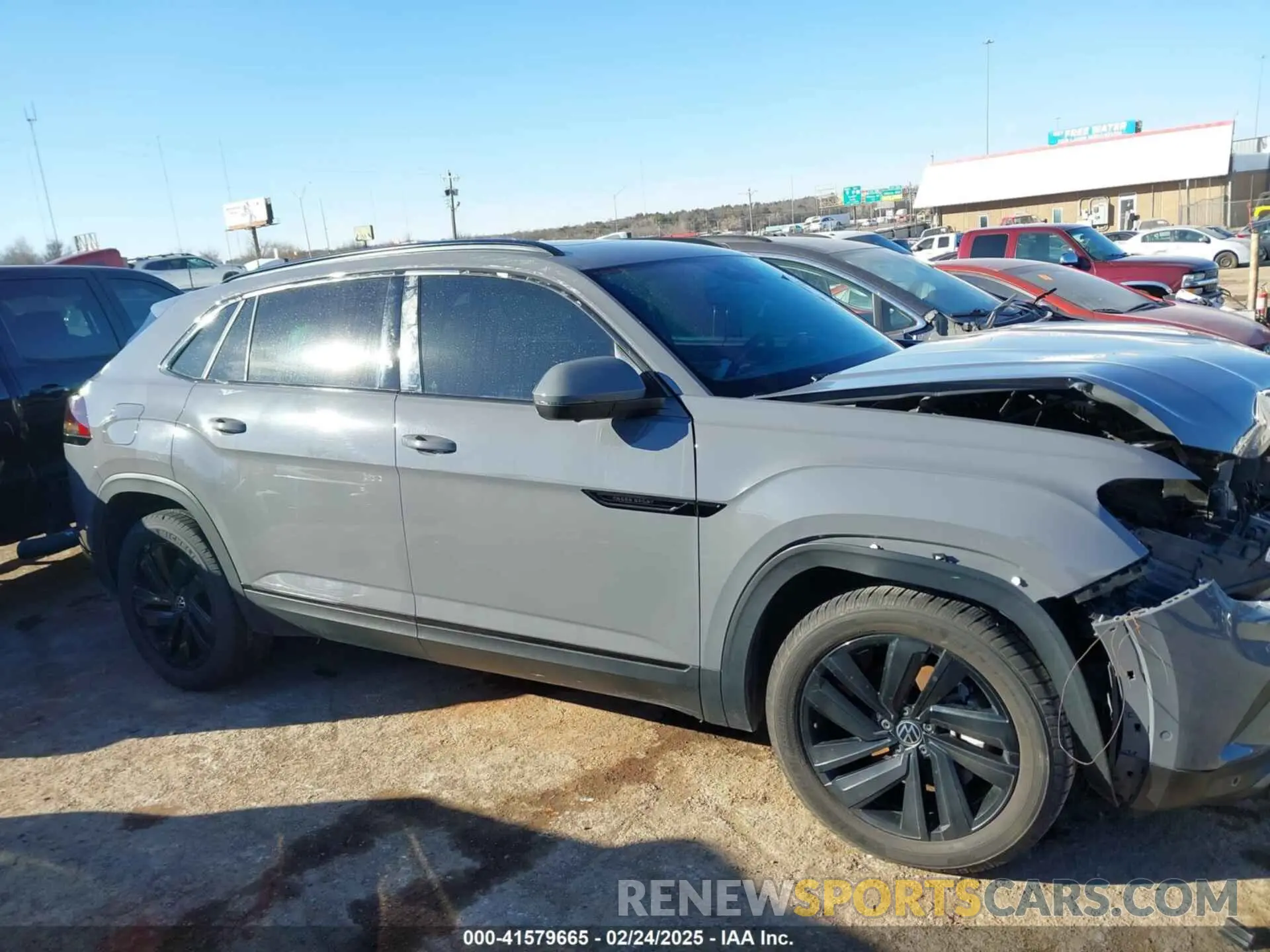 13 Фотография поврежденного автомобиля 1V2TE2CAXMC215550 VOLKSWAGEN ATLAS CROSS SPORT 2021