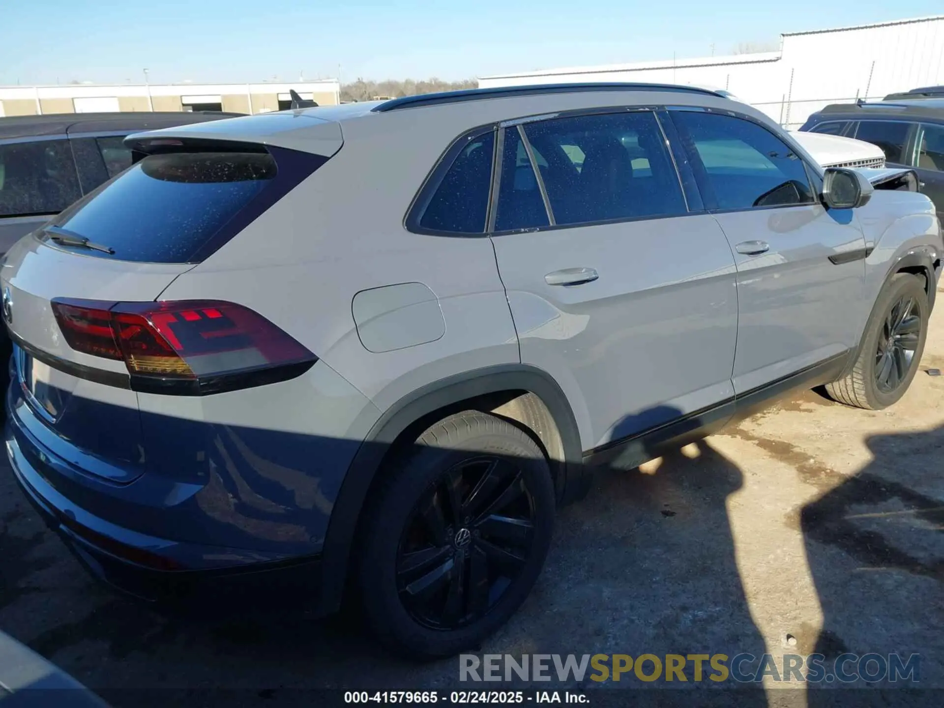 4 Фотография поврежденного автомобиля 1V2TE2CAXMC215550 VOLKSWAGEN ATLAS CROSS SPORT 2021